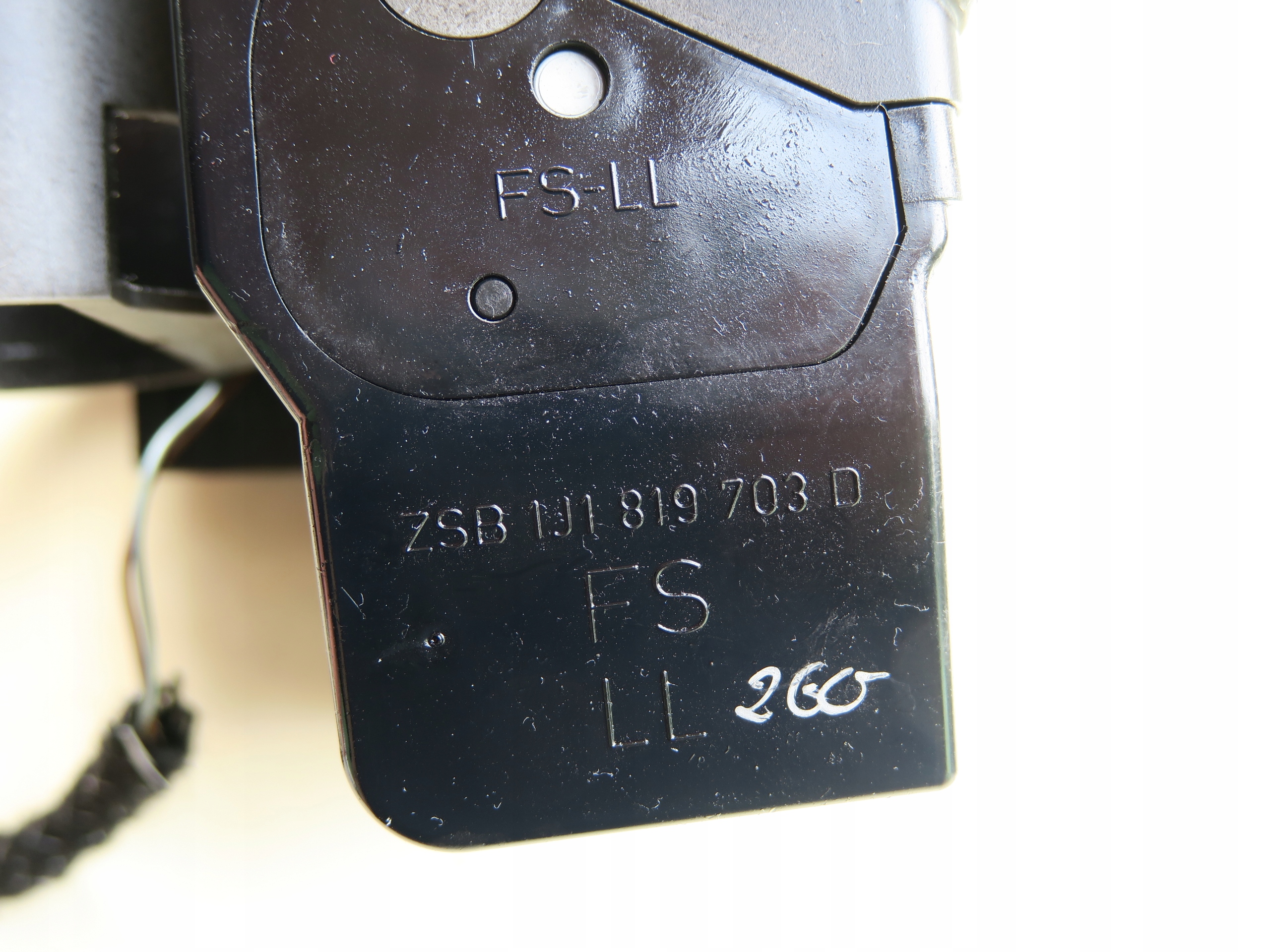 левый vw Golf 4 IV MK4 R32 Bora