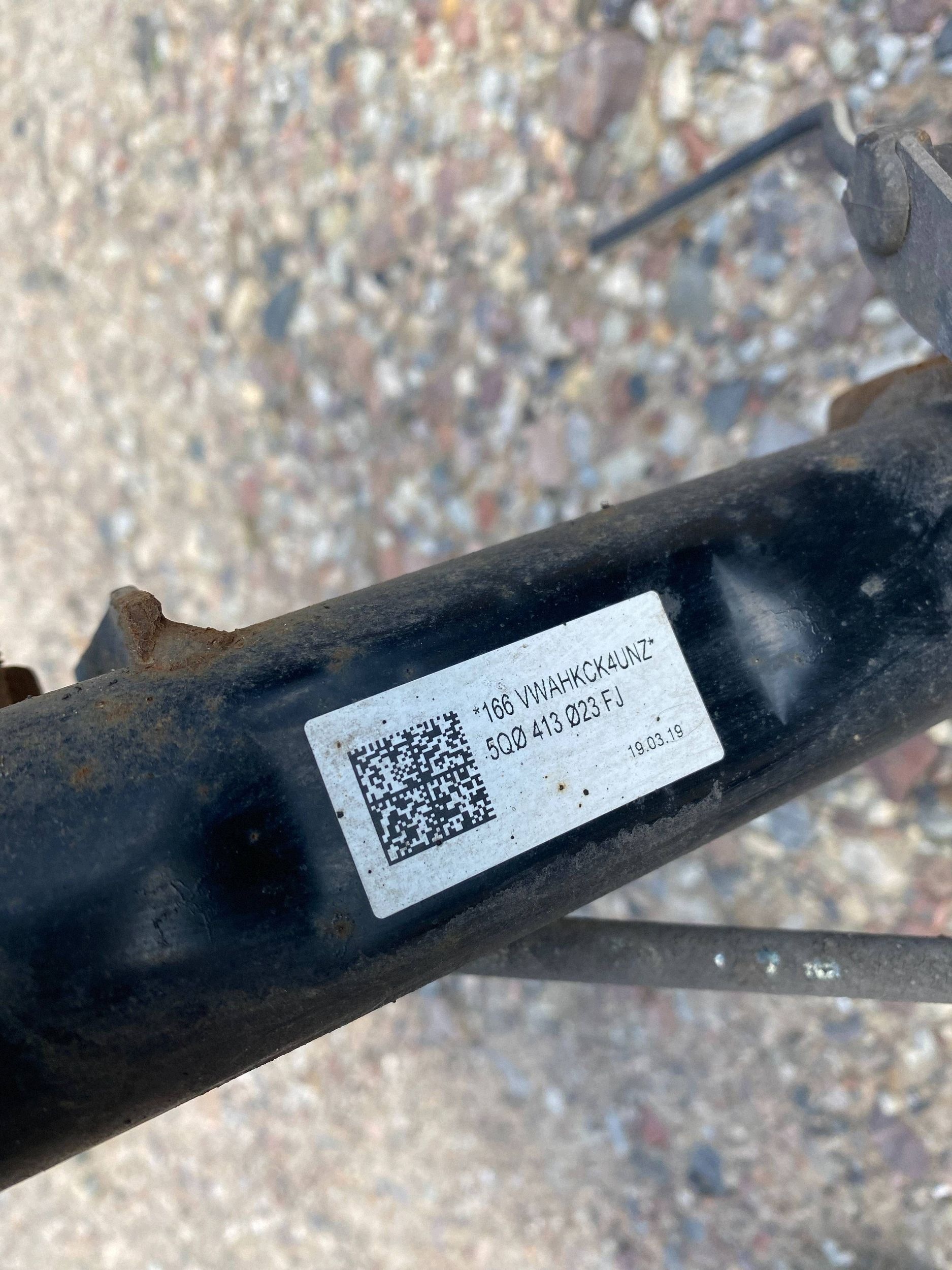 VW GOLF VII LIFT HB 1.5 TGI McPherson swing left front 5Q0413023FJ