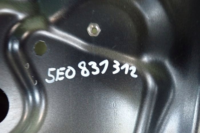 SKODA OCTAVIA III door right front front