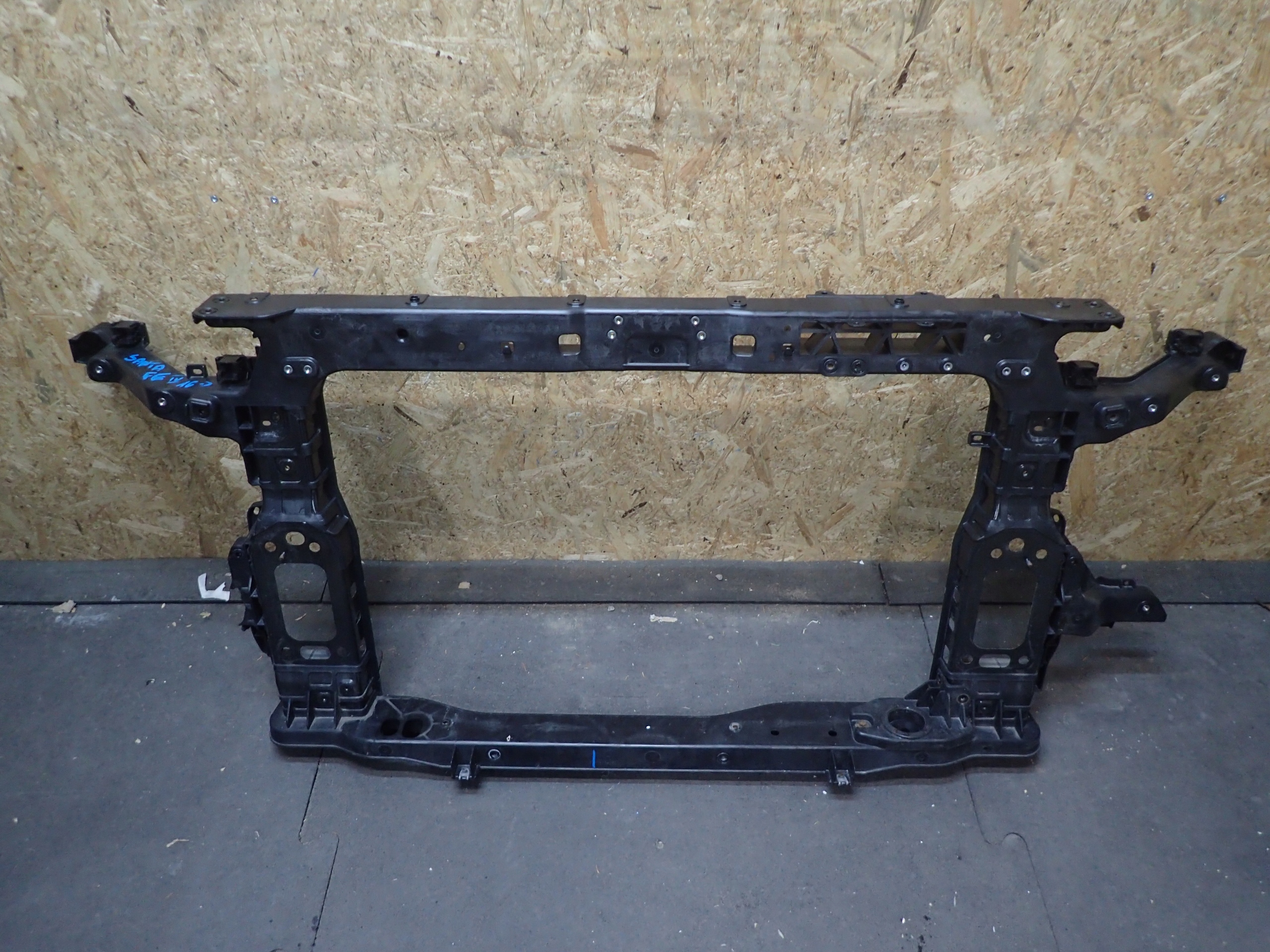 PAS PRZEDNI HYUNDAI SANTA FE IV 4 18- 64101-S1000