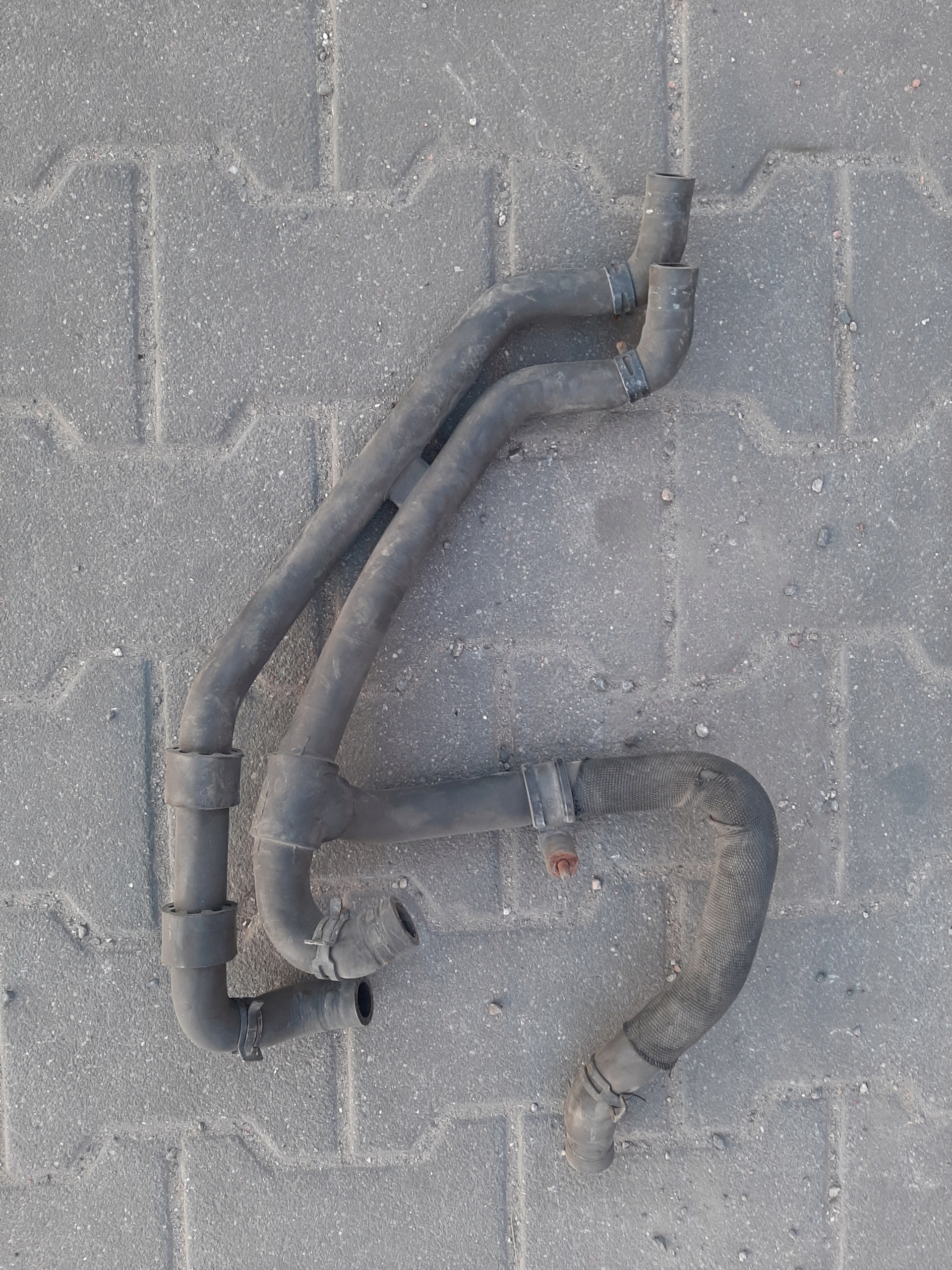 RURKI PRZEWÓD CHŁODNICY WODY GUMOWY DAF XF 105