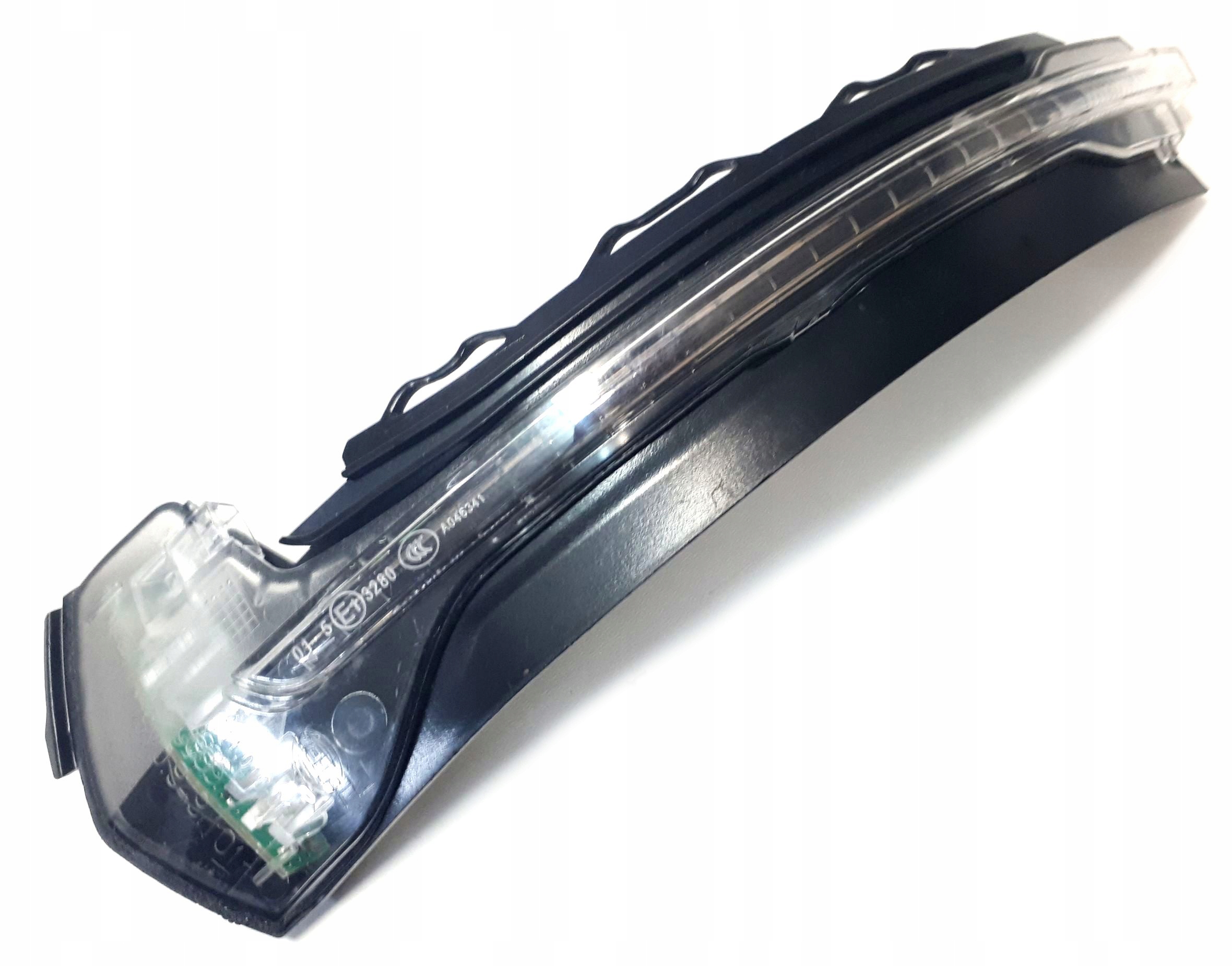 Указатель поворота зеркала ORG левый AUDI A3 8V0949101A