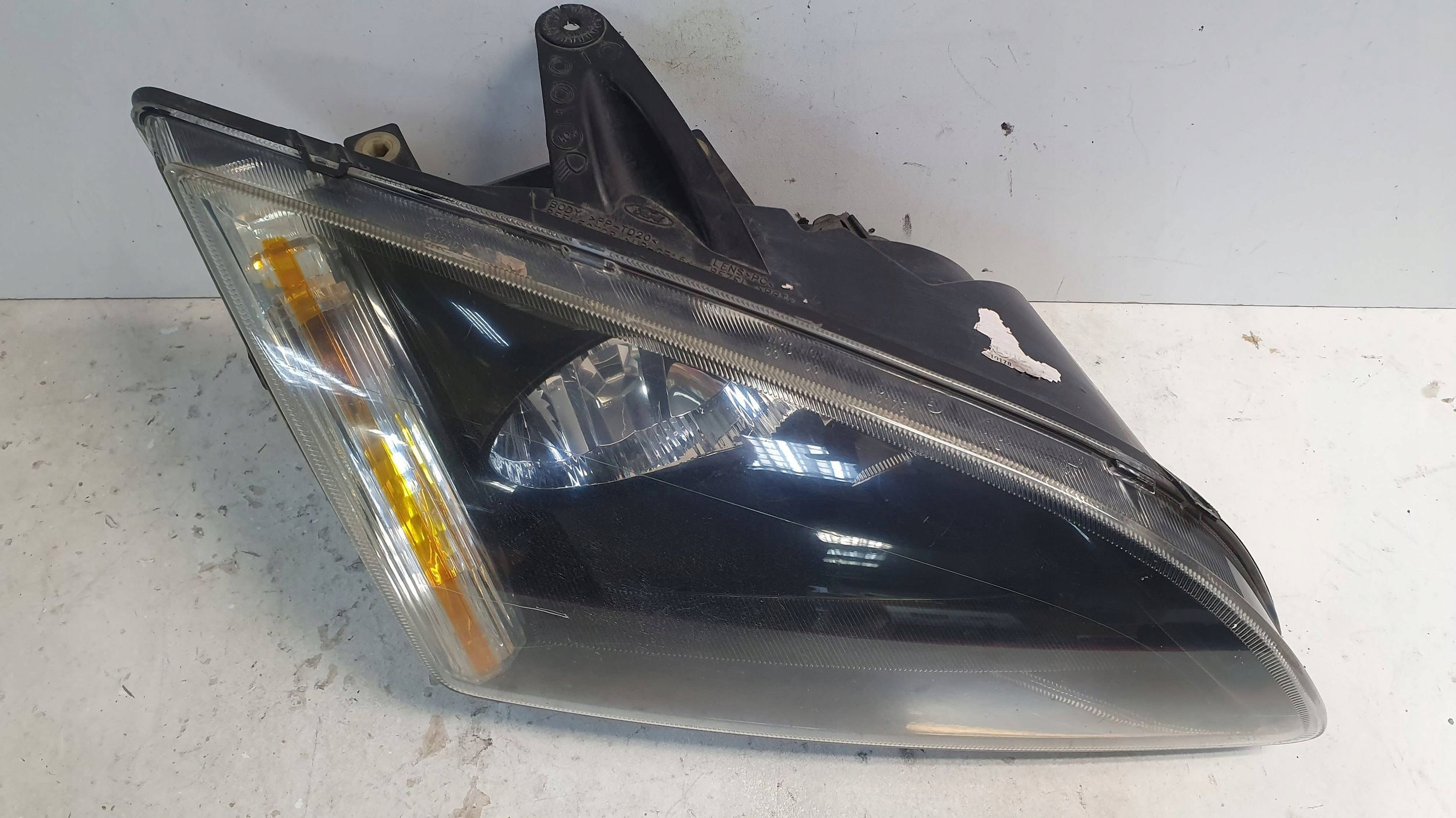 Licht vorne rechts FORD FOCUS MK2 04