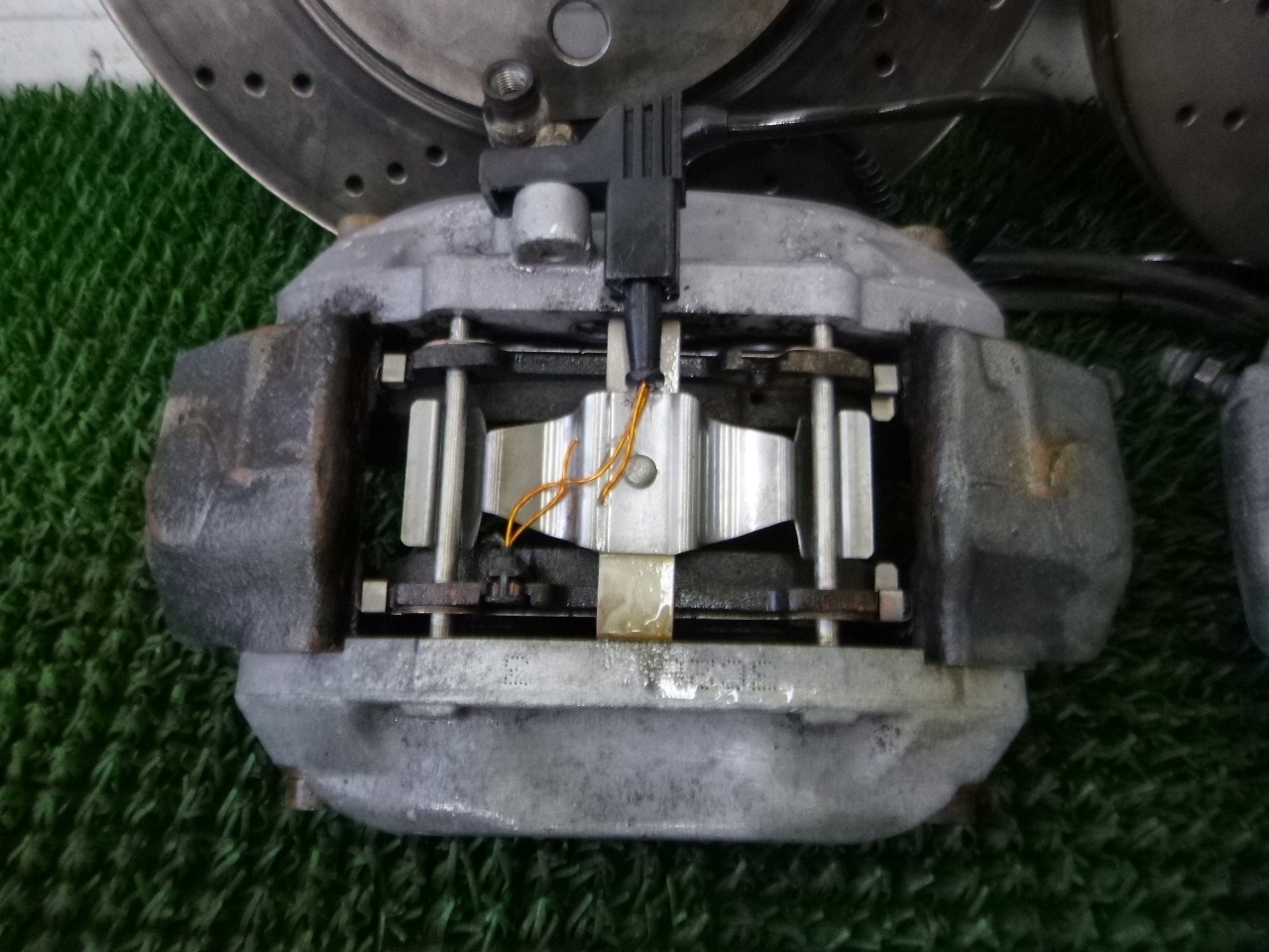 MERCEDES SL R230 SL350 calipers BREMBO discs front