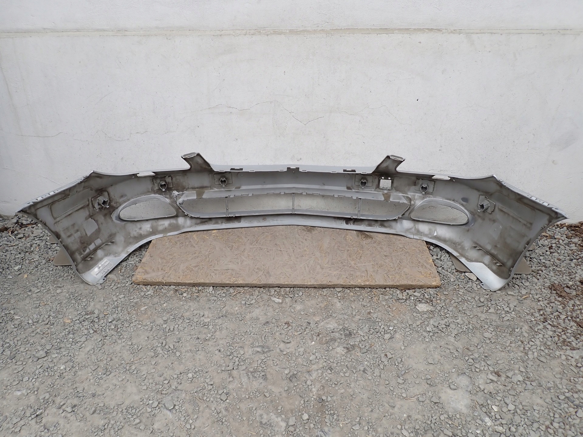 bumper front front MERCEDES CLS 219 2004-2007R A2198800040