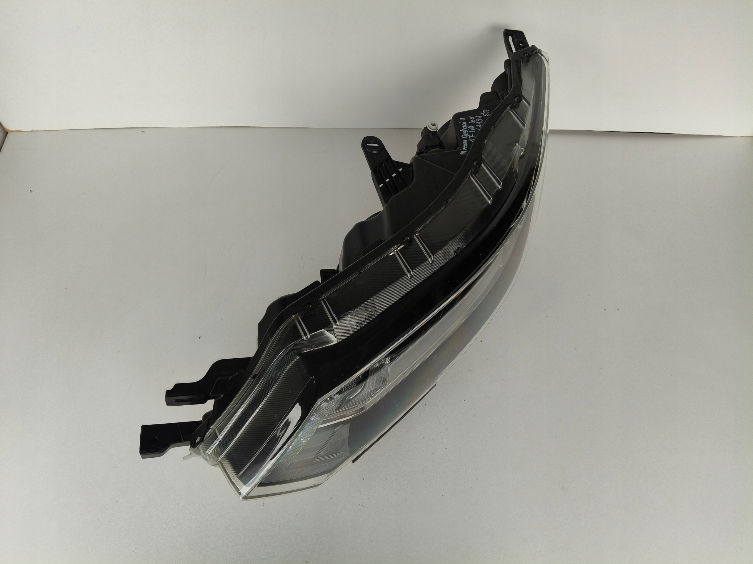 light left REFLEKTOR NISSAN QASHQAI II 17- LIFT LED