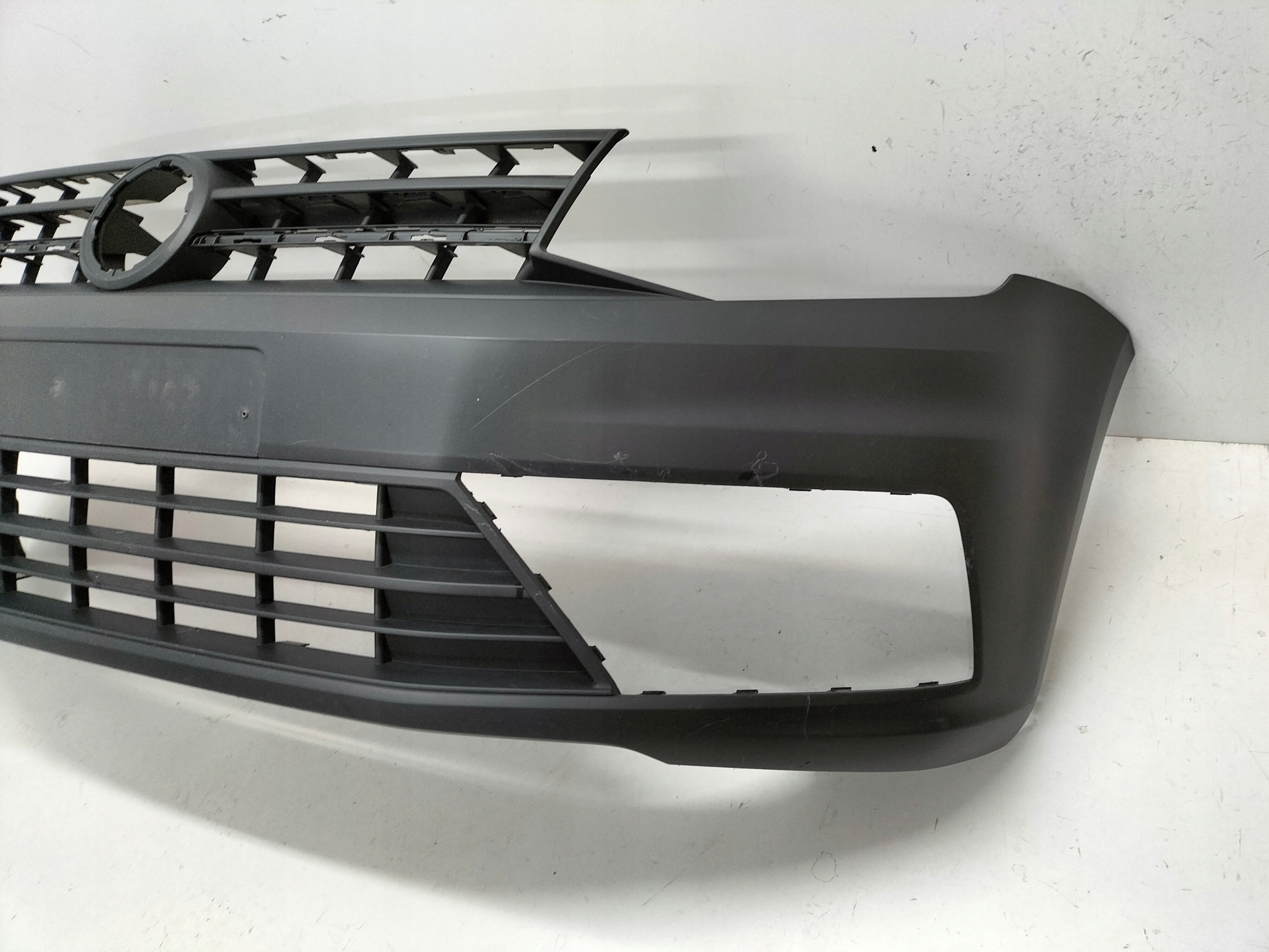 BRANIK PREDNJI PREDNJI DIO VW CADDY III LIFT 15