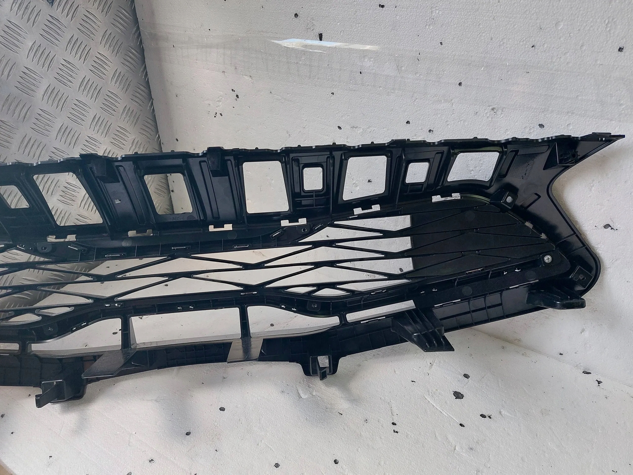 GRILLE KIA CEED III 21- LIFT CHROM