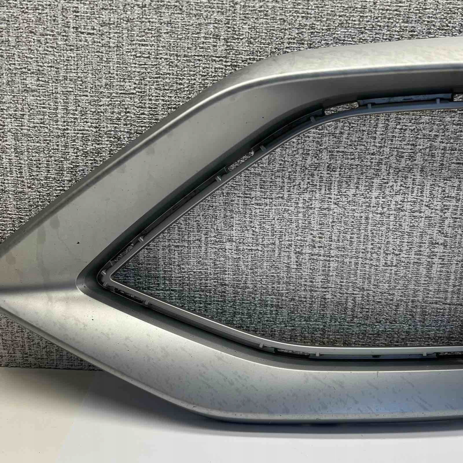 AUDI Q2 LIFT 2021-> grid of a bumper front left 81A853053C