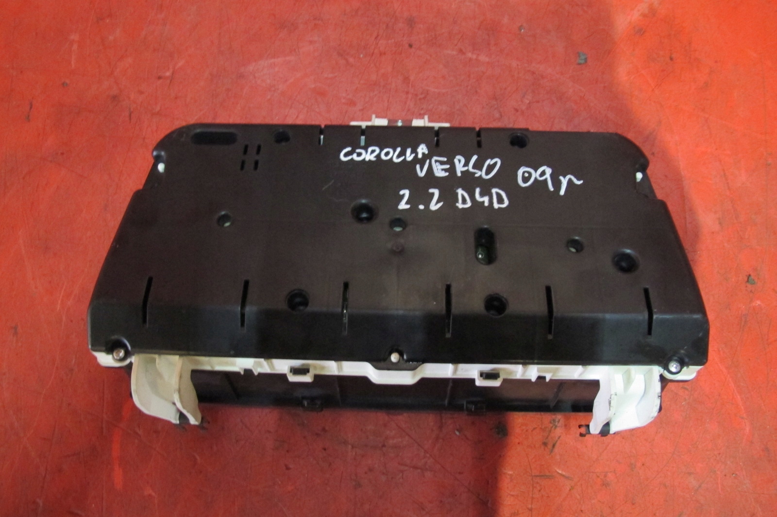 TOYOTA COROLLA VERSO 2 II 04- 2.2 D4D dials dials EU 83800-0F092-A