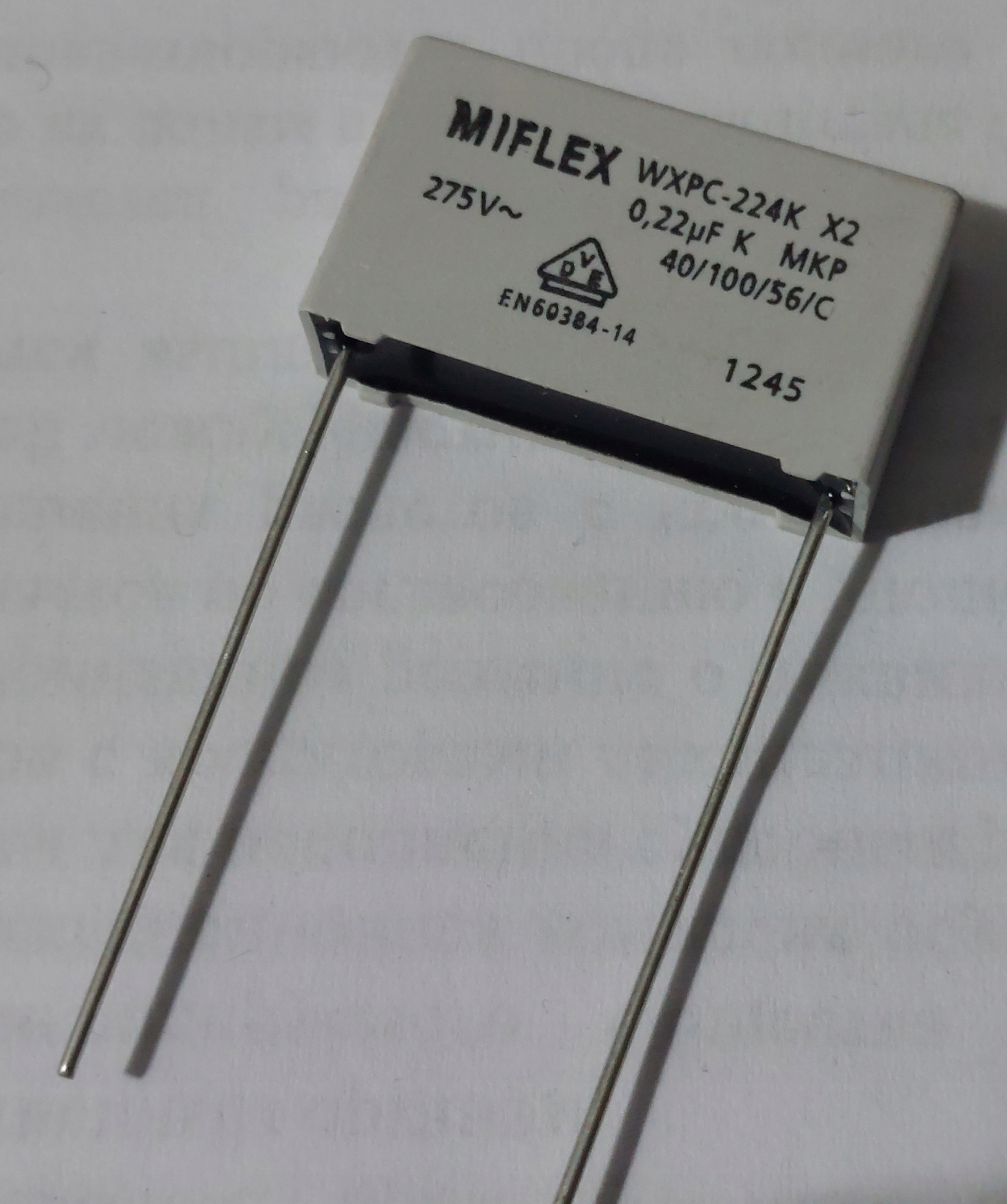 

Kondensator foliowy Miflex WXPC-224K X2 275 V