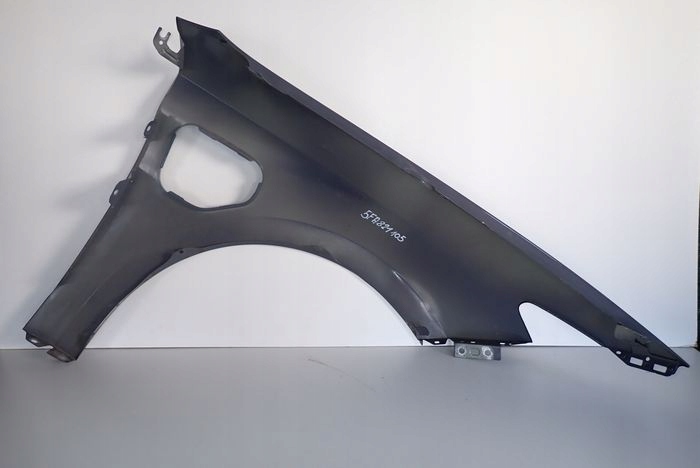 CUPRA FORMENTOR HYBRYDA HYBRID fender left front front