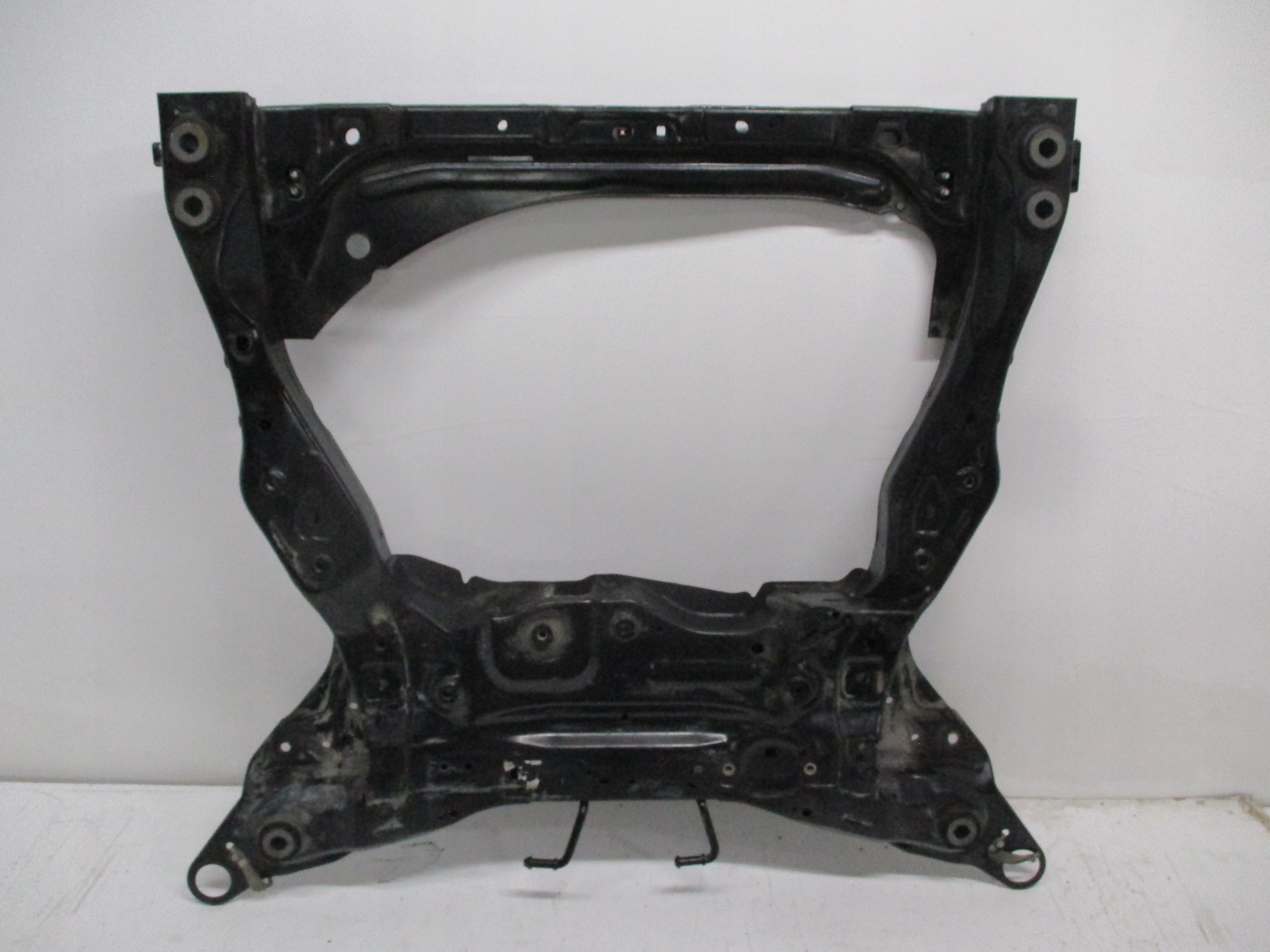 axle beam axle beam subframe VOLVO V60 2,0i 24R front front