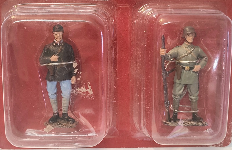 Tankiste Fr. & Tireur All. 1918 1/32 Hachette Soldats DE14-18 No12 plyn.