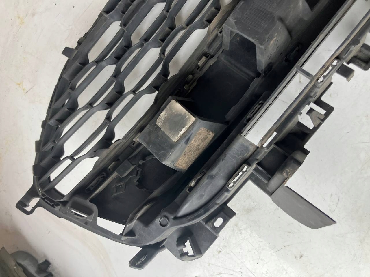 grid central lower of a bumper CHROM C4 PICASSO II AA36216279 #28 BDB