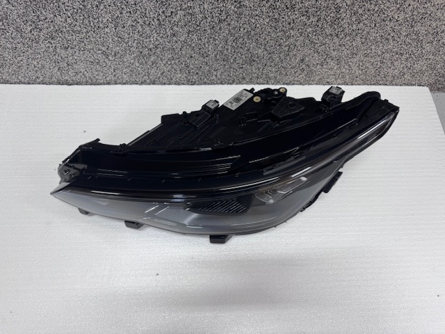 light left VW GOLF 8 LIFT GTI Full Led IQ LIGHT black