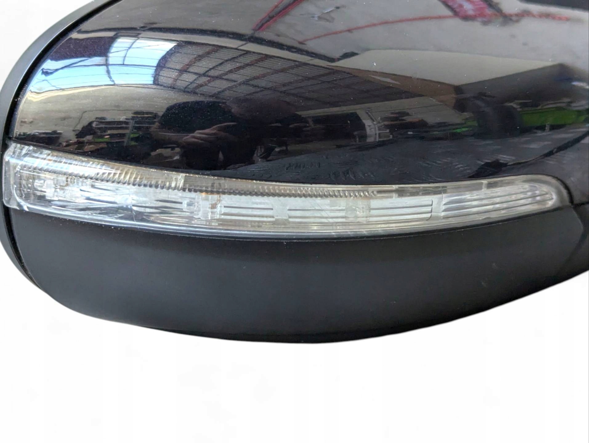 mirror exterior right side Volkswagen Touran facelift 2010