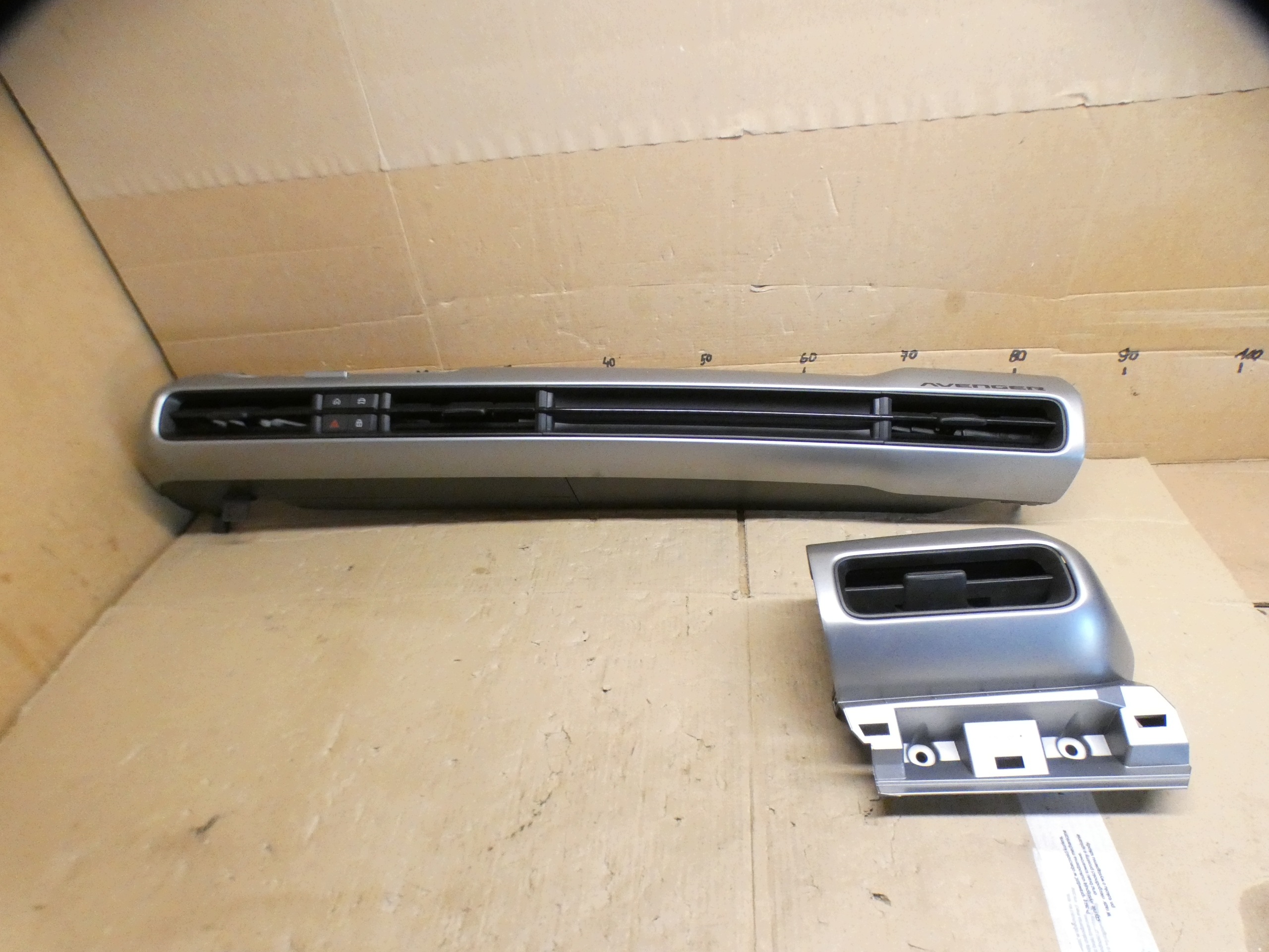 Jeep Avenger 2024 frame kratki air conditioning devices 32055C819