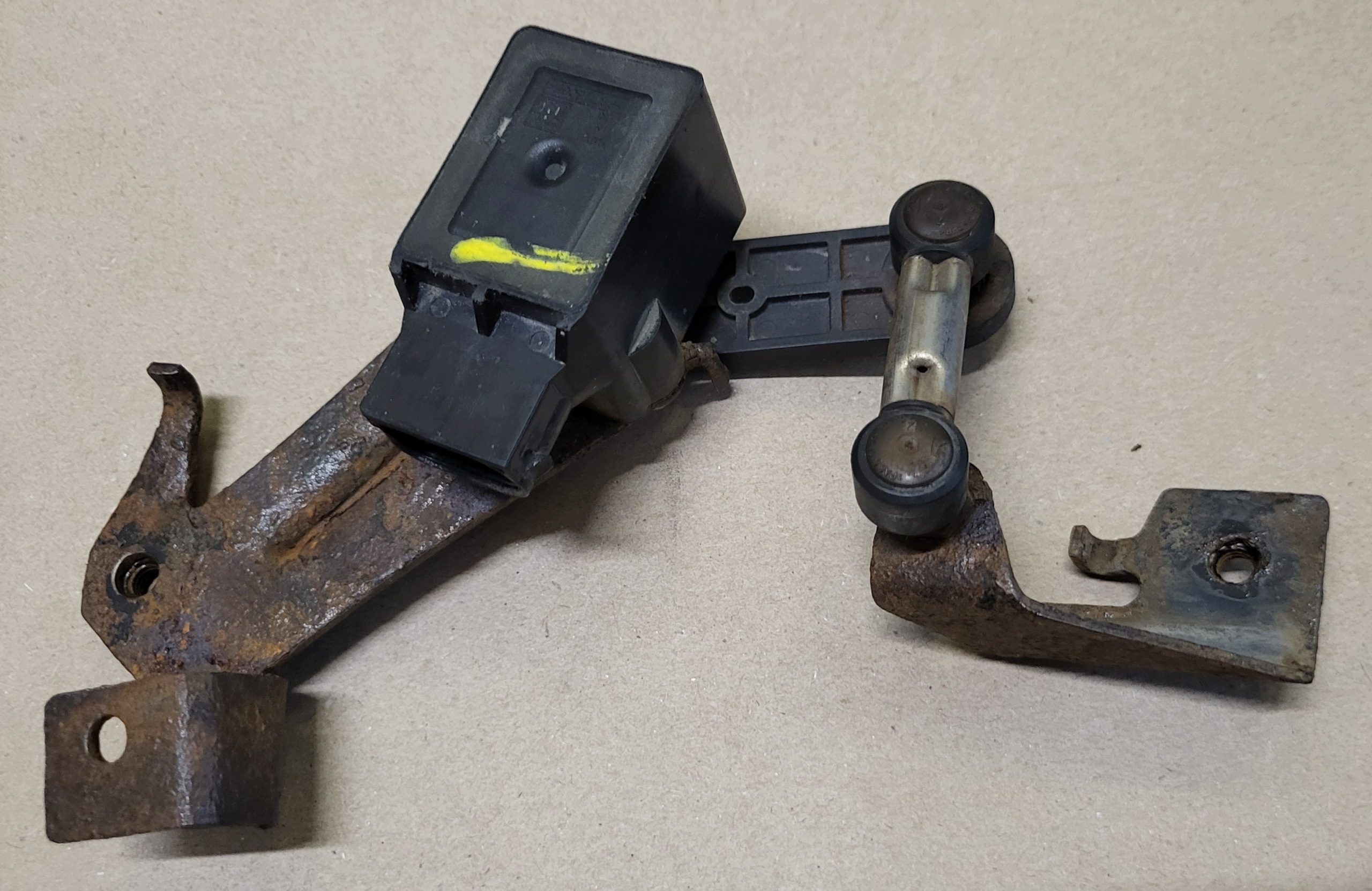 Sensor POZIOMOWANIA Leuchten lichte PRZEDNICH SAAB 9-5 95 Halter OE