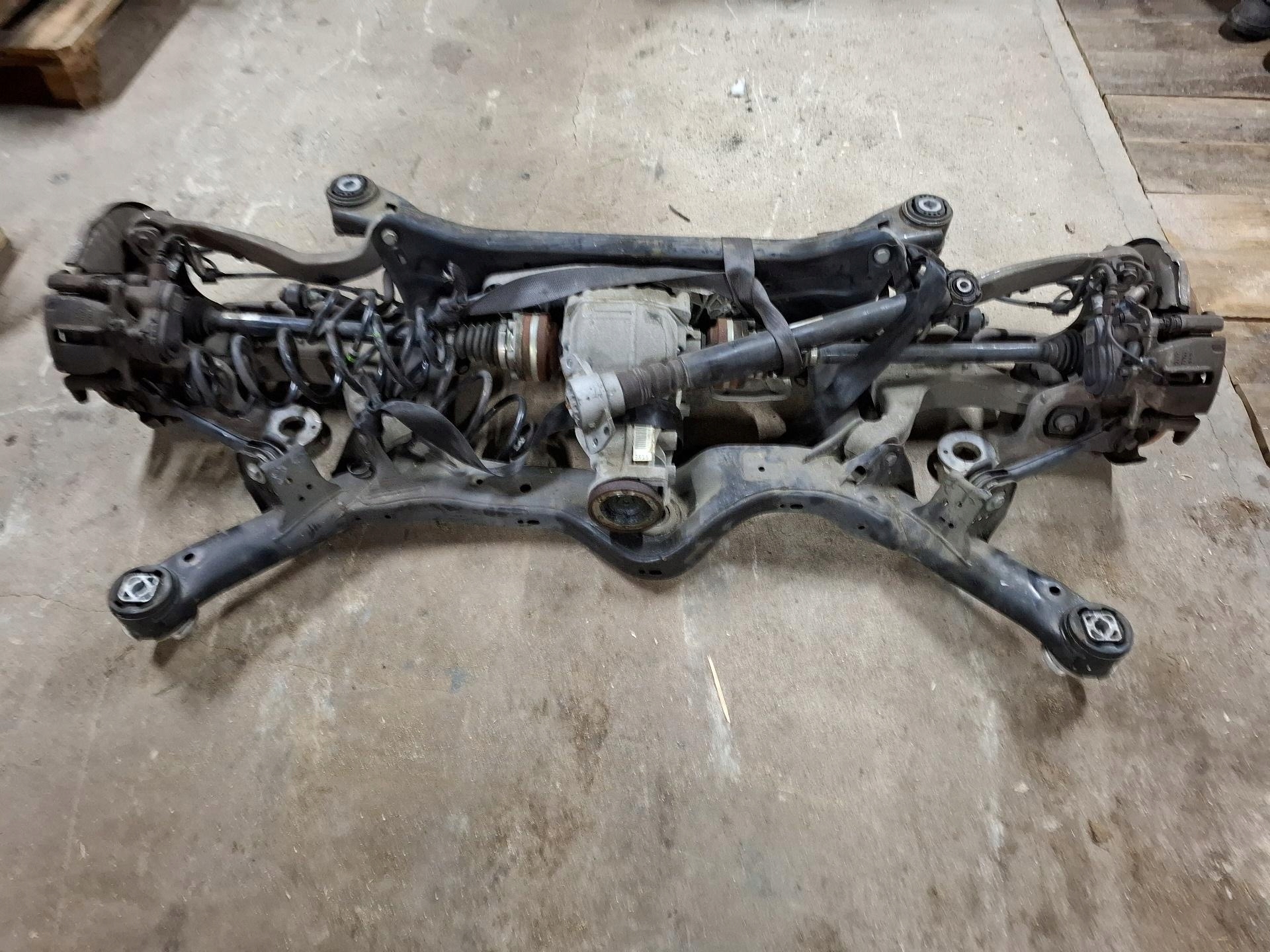 Achsträger Achsträger heck Audi A6 C7 2012