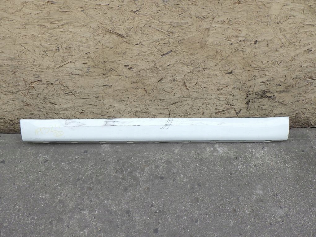 SKODA YETI LIFT 5L0853856B cap threshold moulding right