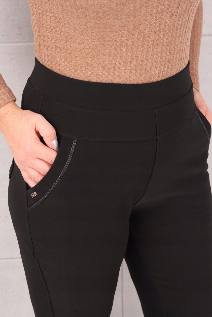 ELASTYCZNE SPODNIE BAWEŁNIANE NA GUMCE MODNE RURKI MATERIAŁOWE Wzór dominujący bez wzoru