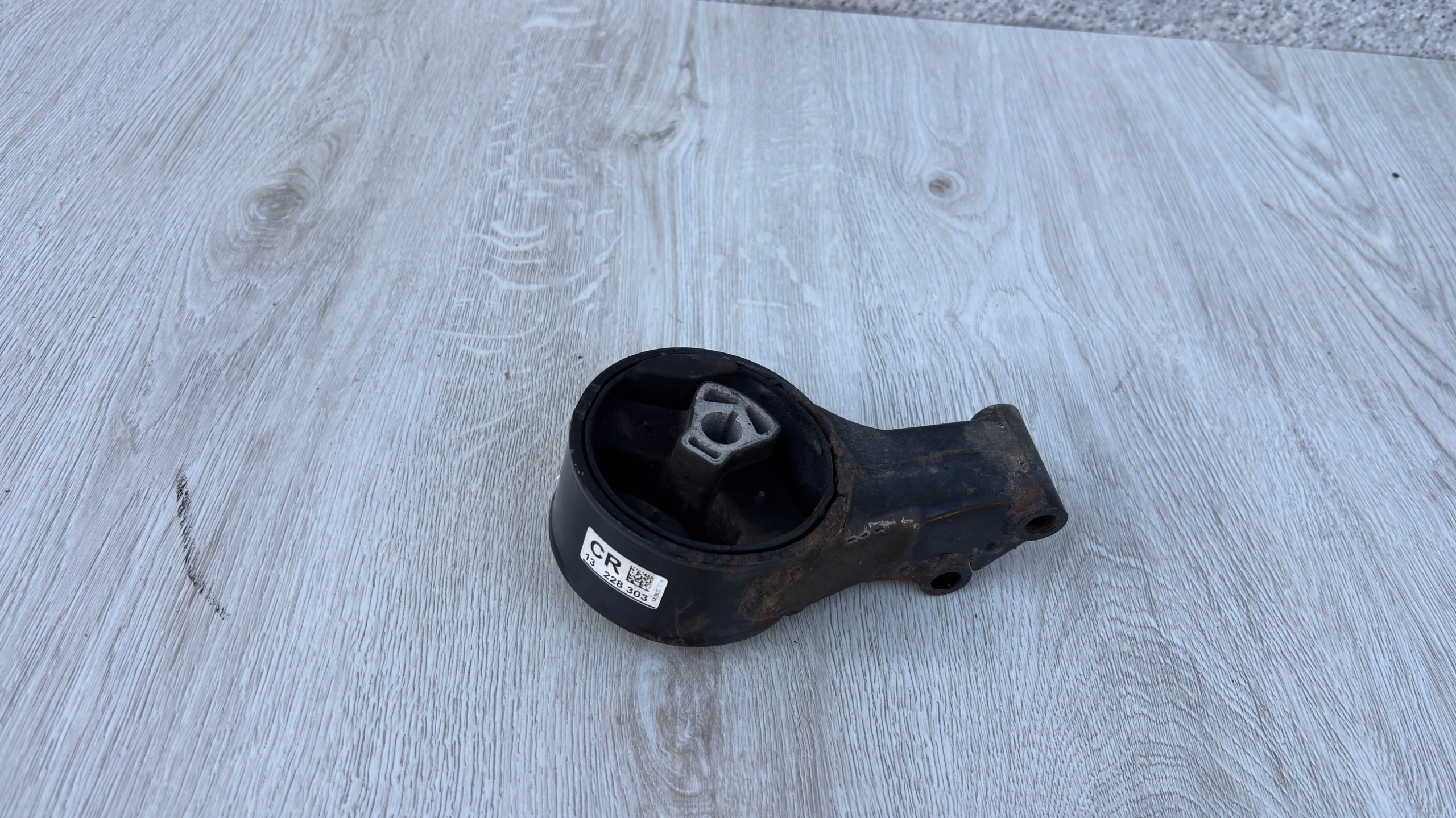 holder engine mount gearboxes OPEL INSIGNIA A 13228303 K89/321NIK