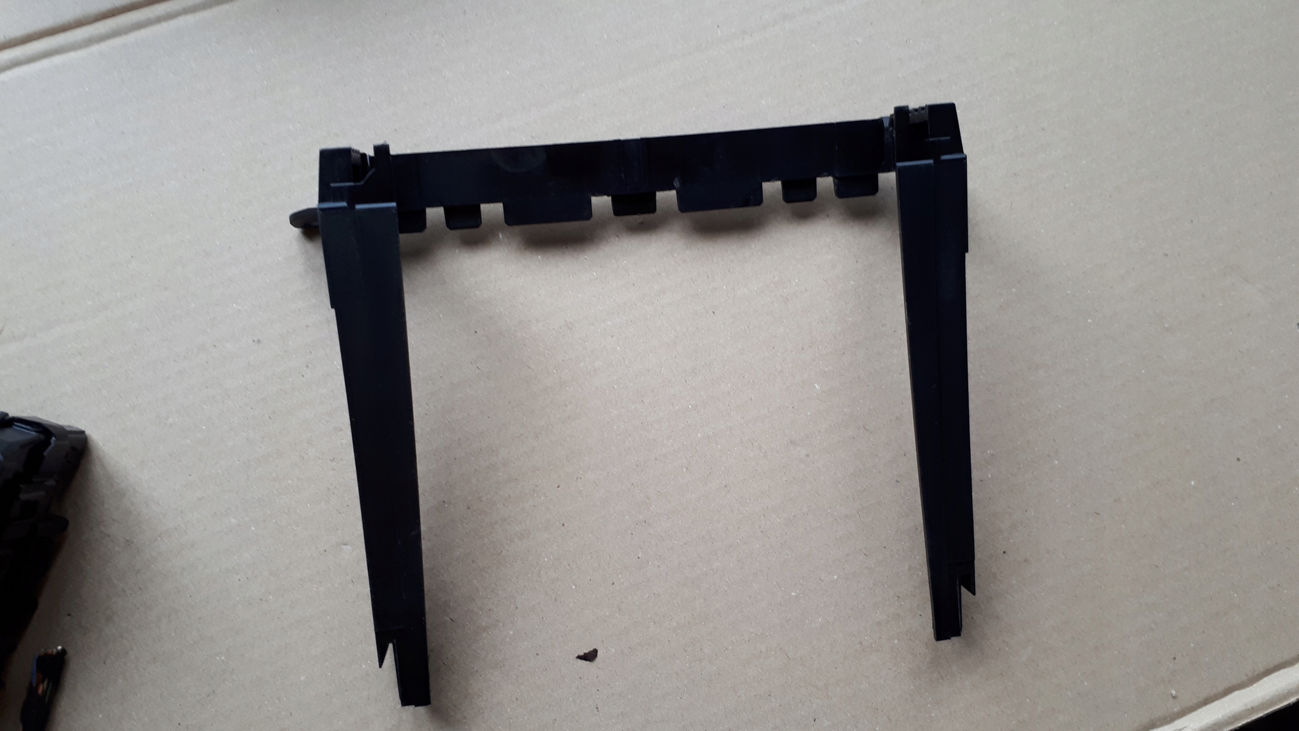 A5 8T bracket JEDNOSTKI MMI 8K0858969 A4 B8 Q5