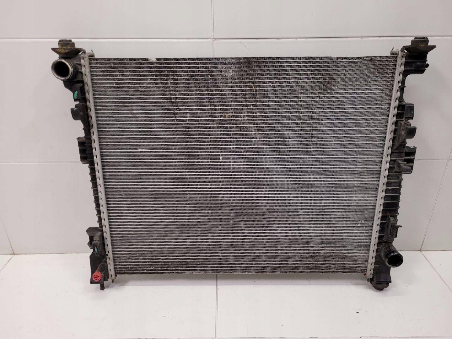 Radiatore / Raffreddatore Jeep Grand Cherokee 4 2nd facelift 2018 68273308AA
