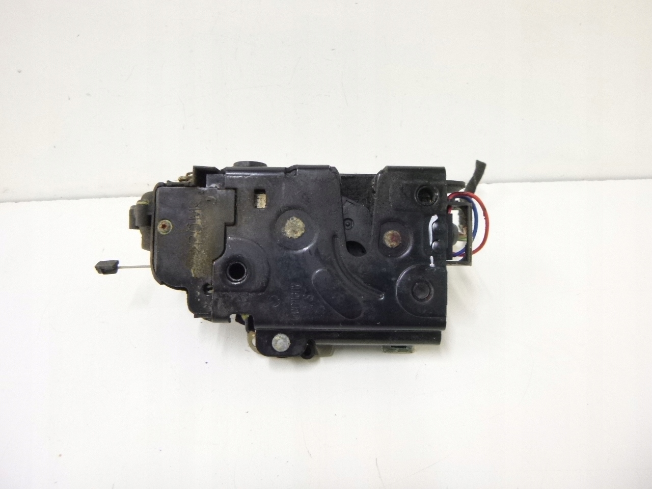 lock door rear left VW Golf IV 3B1837015A