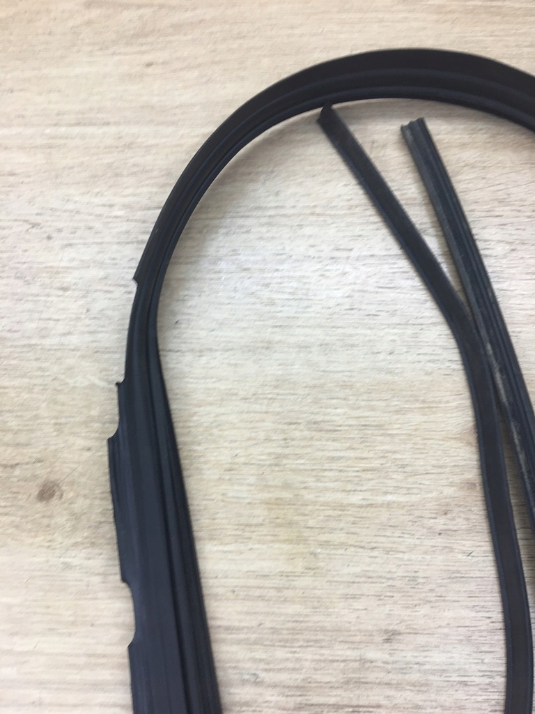 USZCZELKA LISTWY DACHU DACHOWEJ TYL TYLNA TESLA X Catalog number of the original USZCZELKI USZCZELEK LISTEWKI DACHOWA DACHOWE TYL TYLU TYLU TYLNI TYLNY TYLNIA TYLNIE TYLNE TYLNIEJ TYLNEJ TYLNIEGO TYLNEGO TYLNICH TYLNYCH