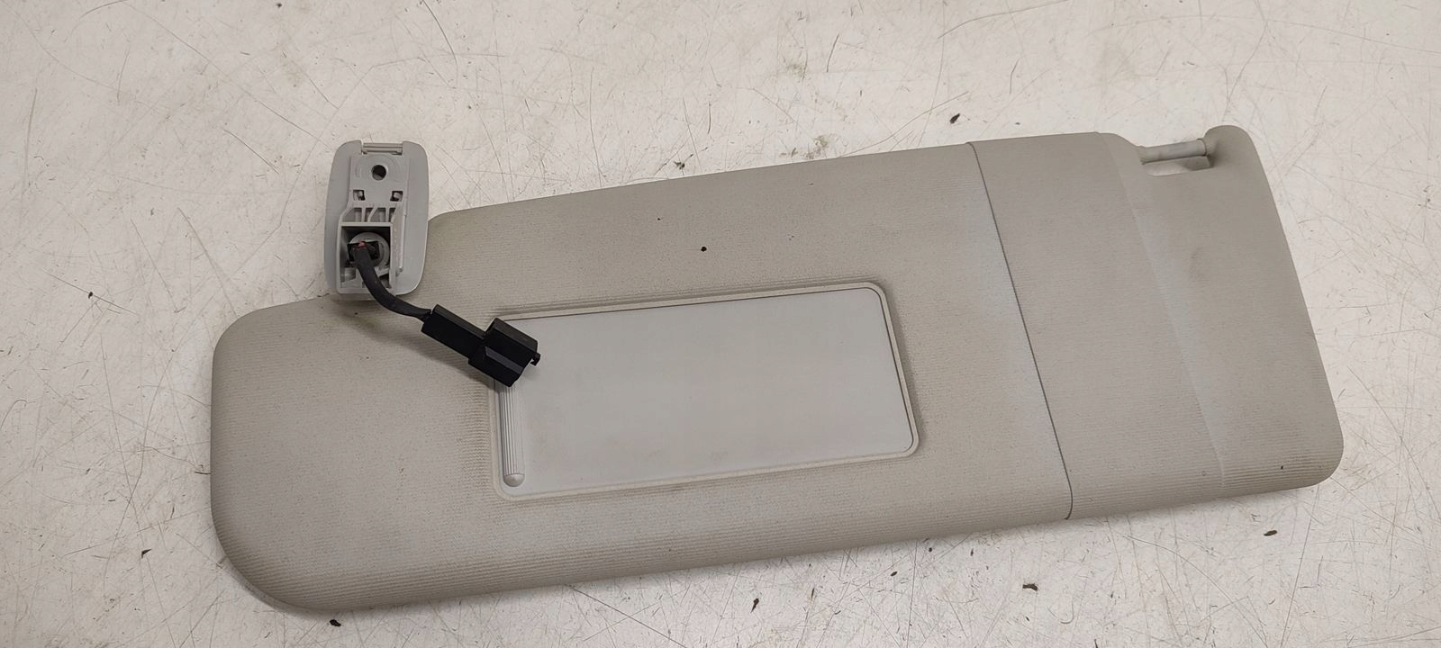 visor przeciwsloneczny left VW Passat B6 2,0 TDI kombi