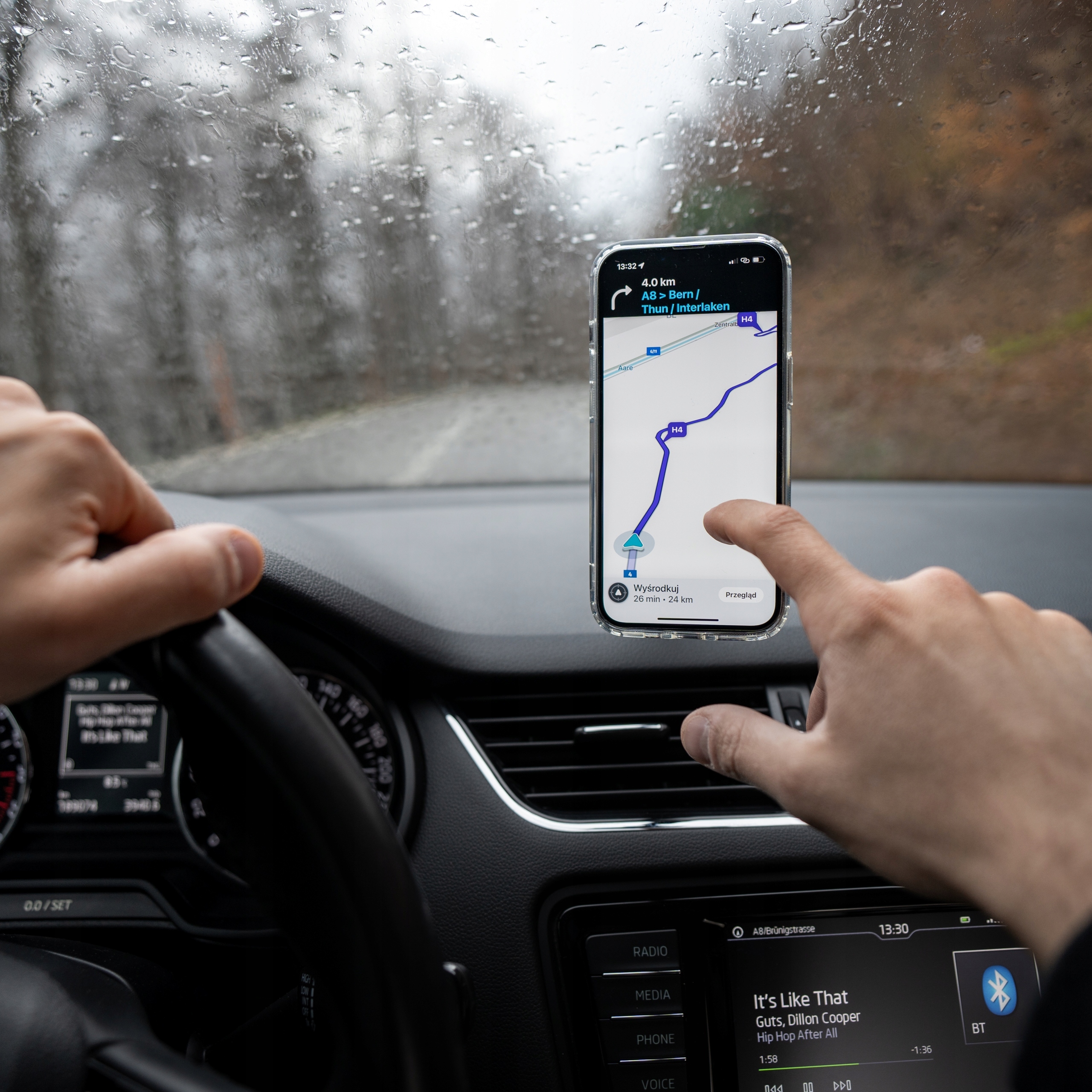 UCHWYT DO SAMOCHODU MAGNETYCZNY NA TELEFON SZYBĘ DESKĘ KOKPIT DO MAGSAFE Marka Spacecase