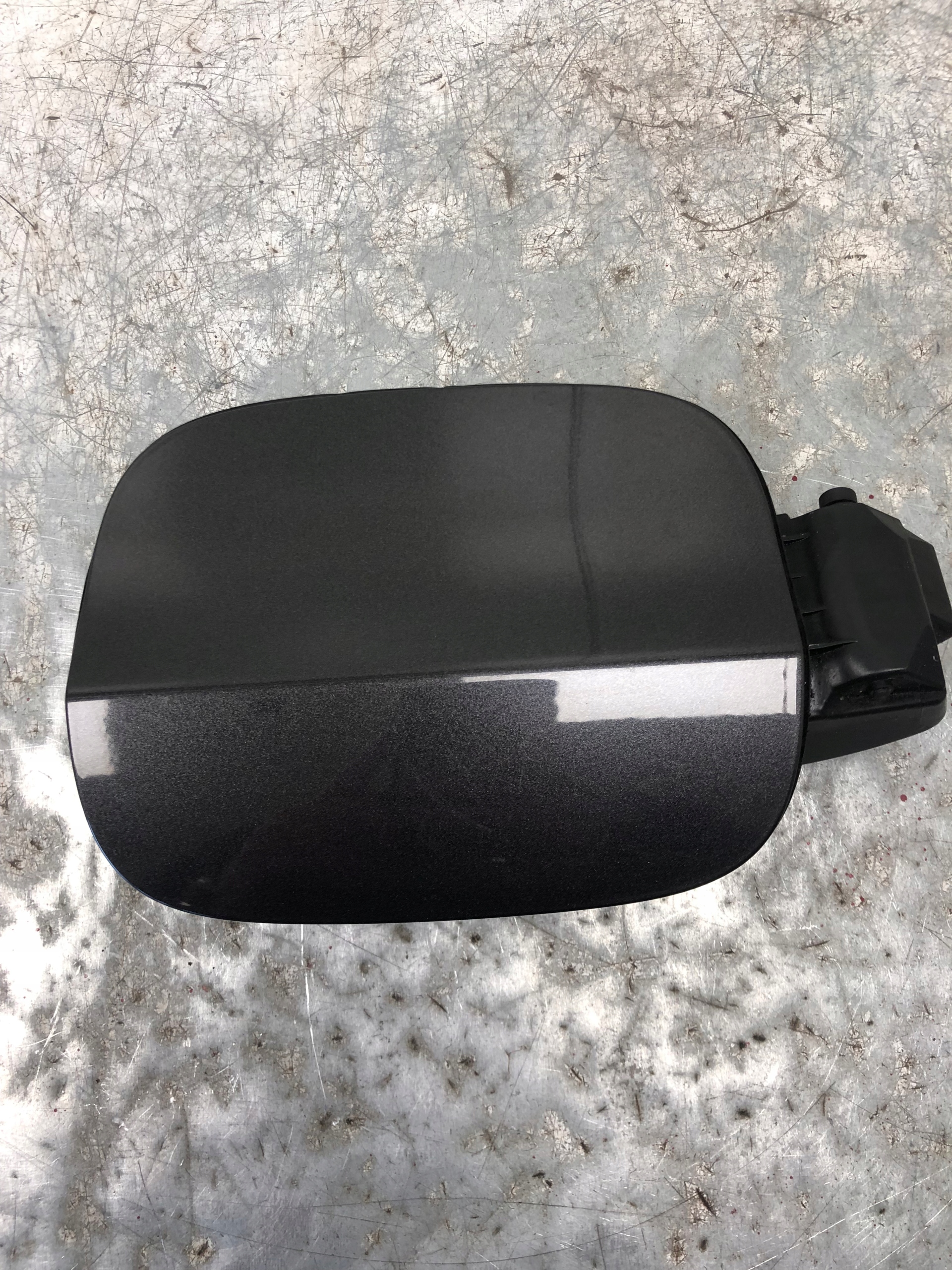 Volet trappe carburant Carburant AUDI Q5 8R0809999B