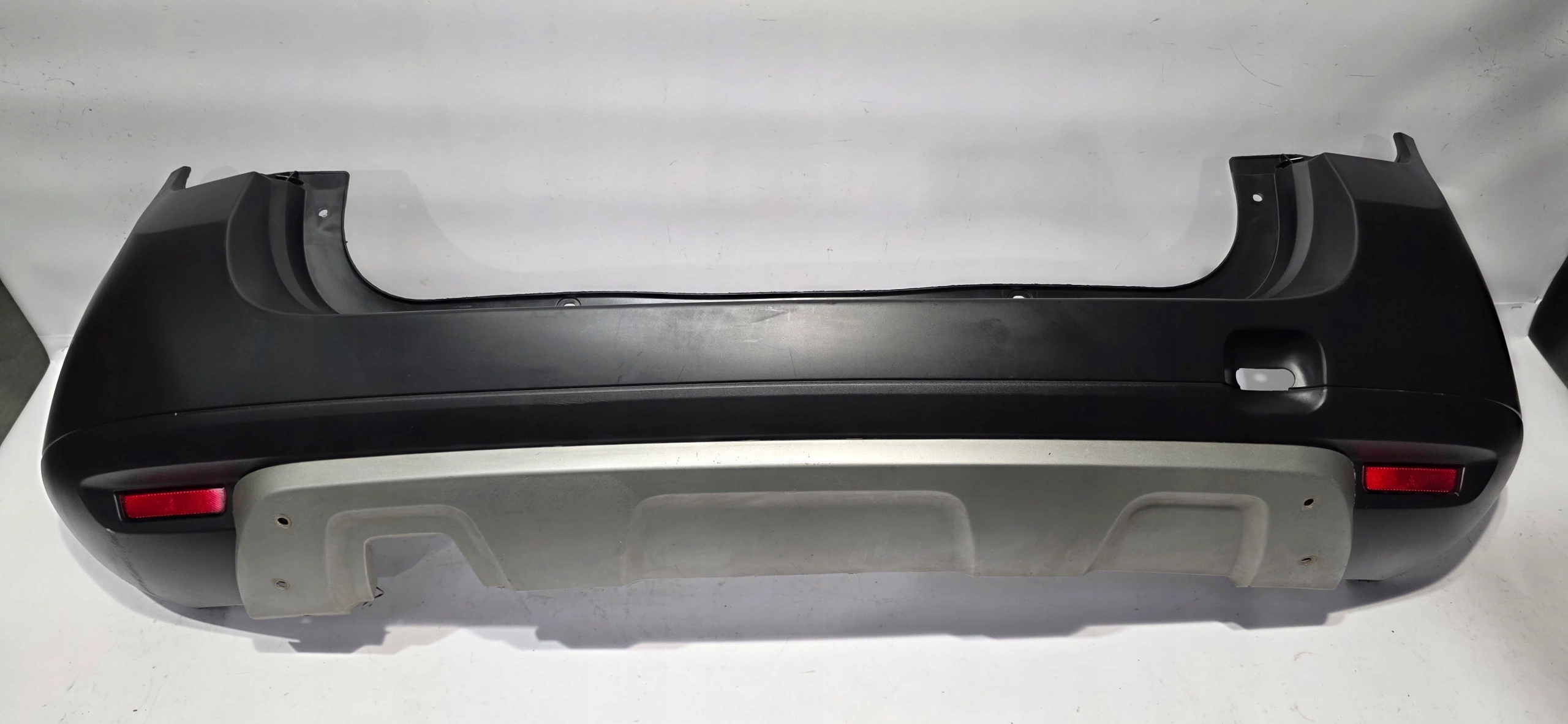 Paraurti posteriore DACIA DUSTER e LIFT 14- Originale 850220033R