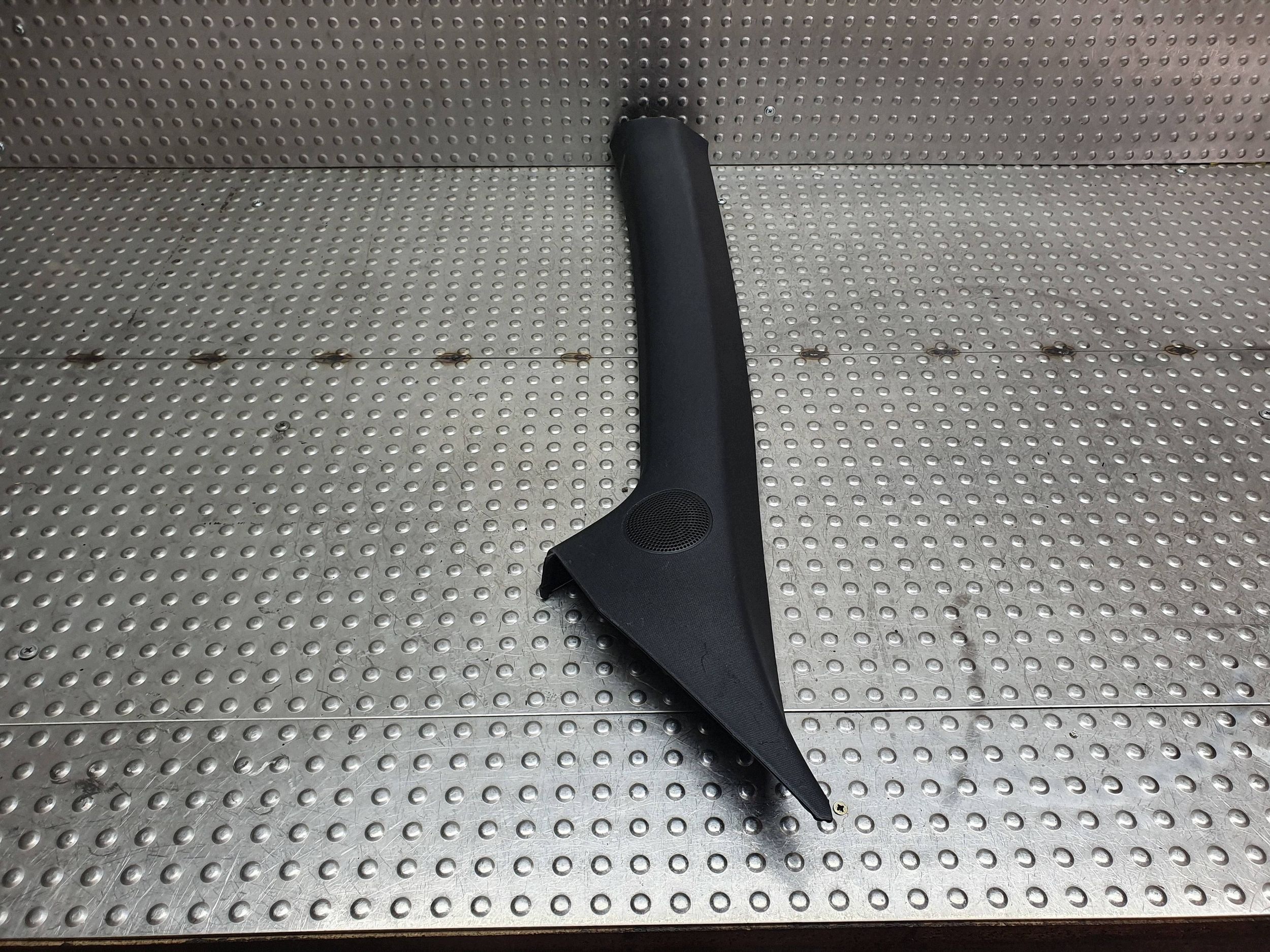 cover SLUPKA speaker left front black 5F0867233K SEAT LEON III 5F