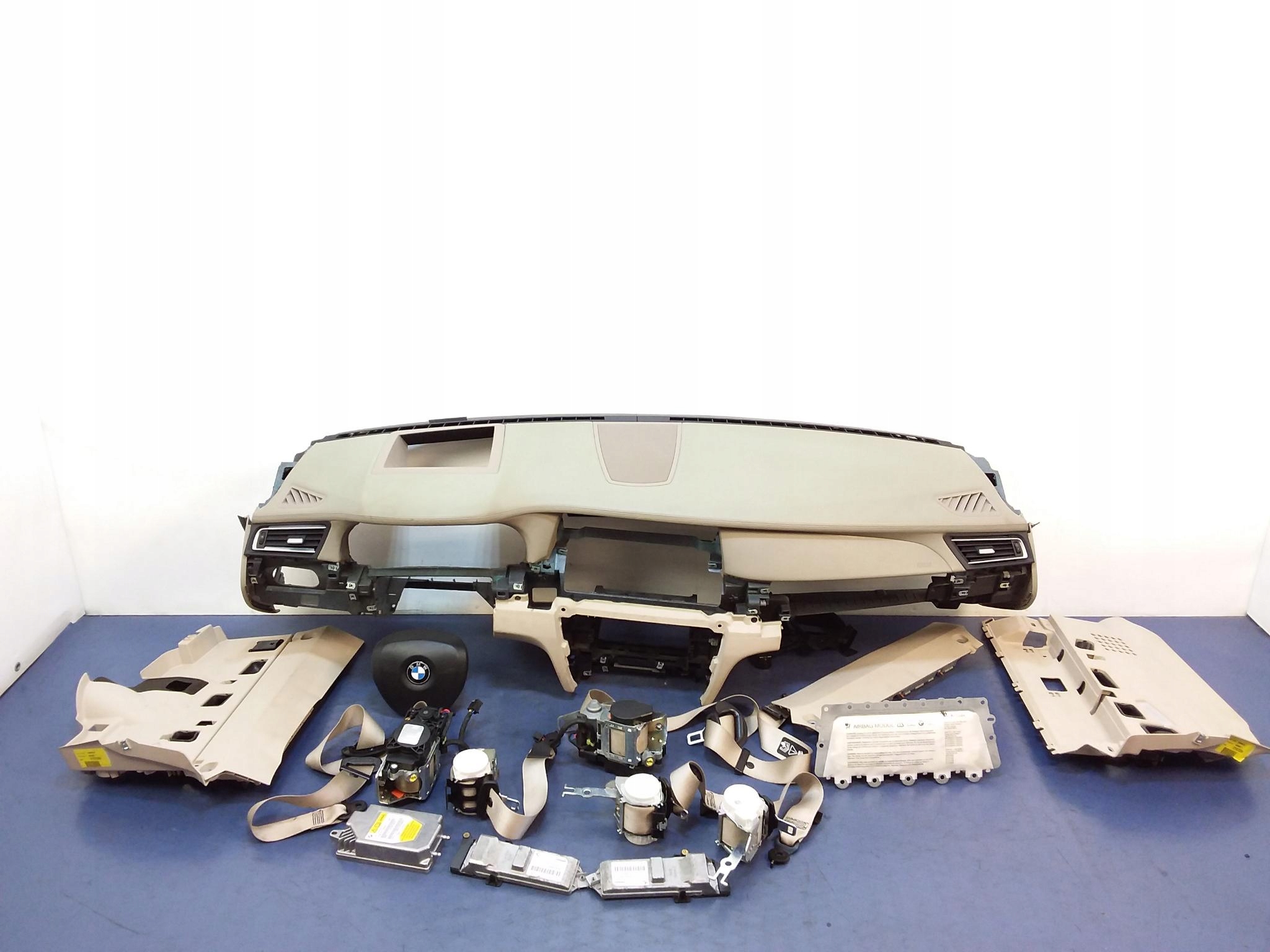 BMW 7 F02 приборная панель консоль 9112134