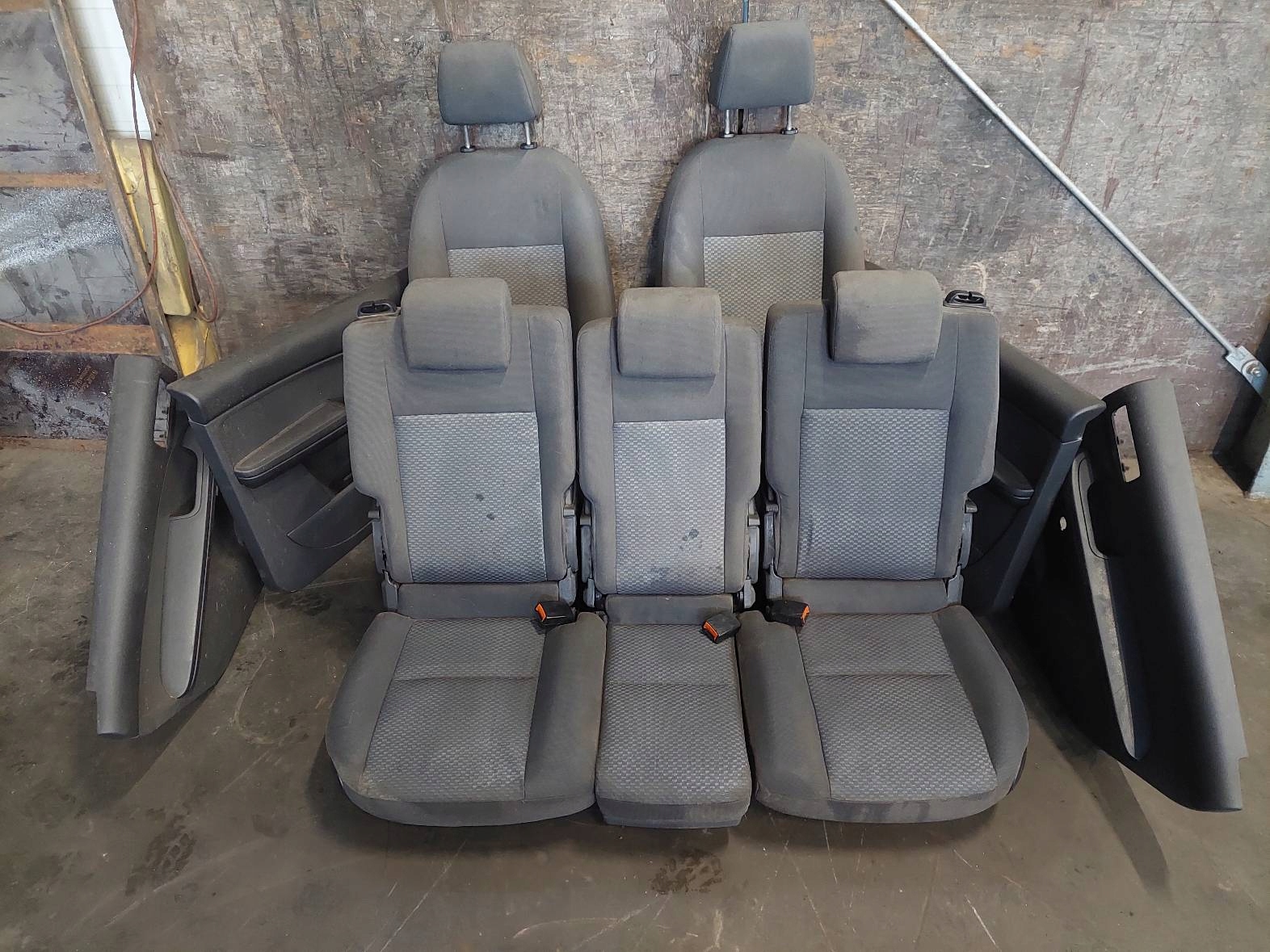 seats KOMPLET left right seat rear part + side FORD C-MAX and