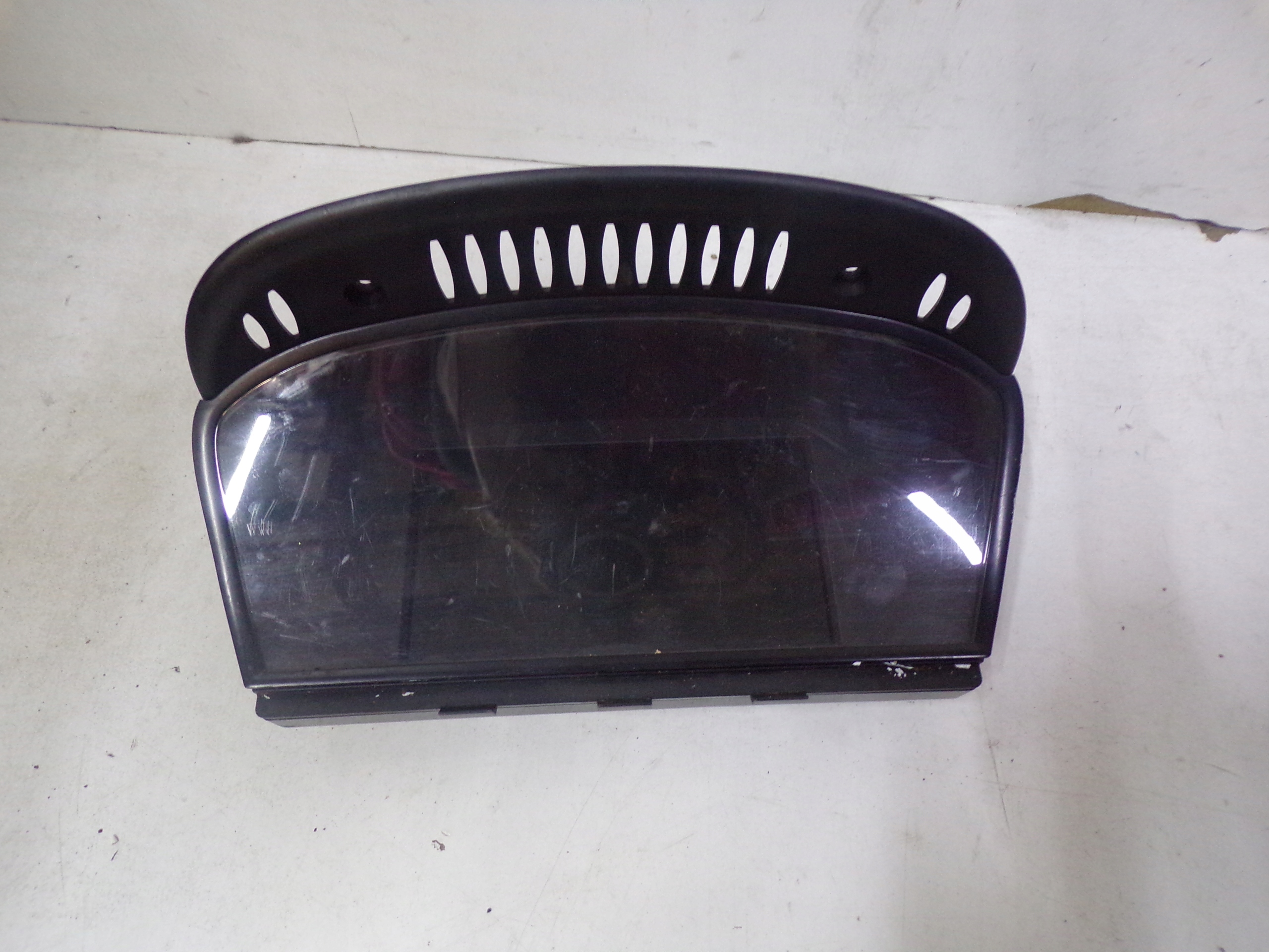 MONITOR WYŚWIETLACZ BMW E61 A2C53082636