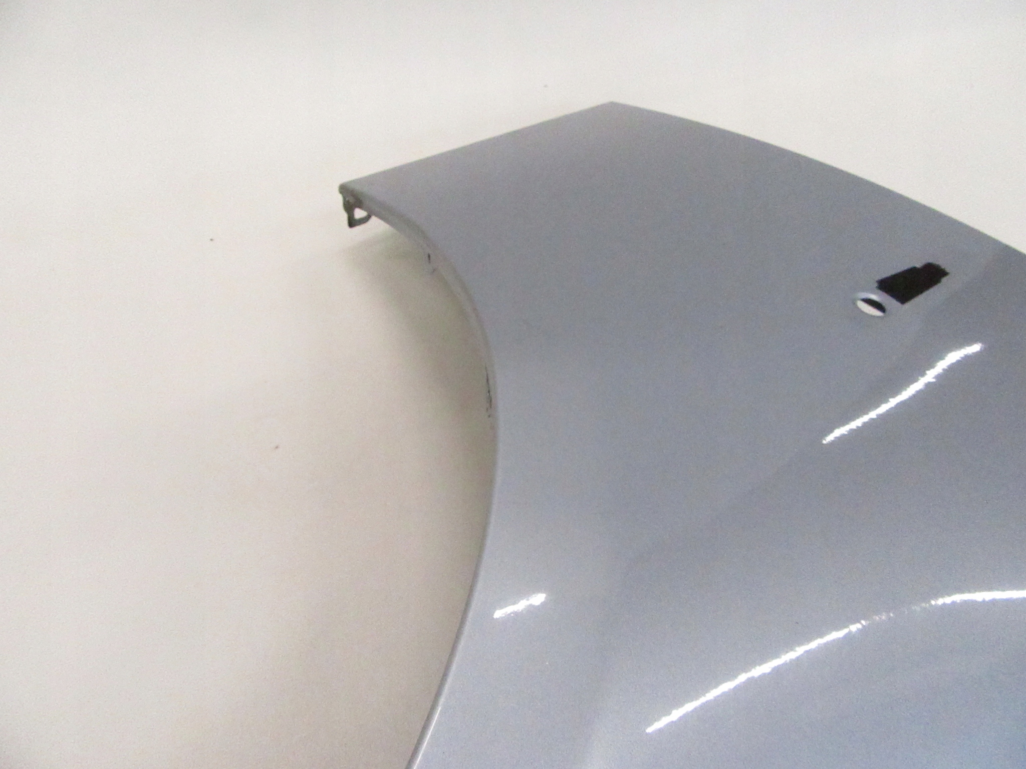 fender front front right BMW 3 e90 e91 sedan Kombi Bluewater 896