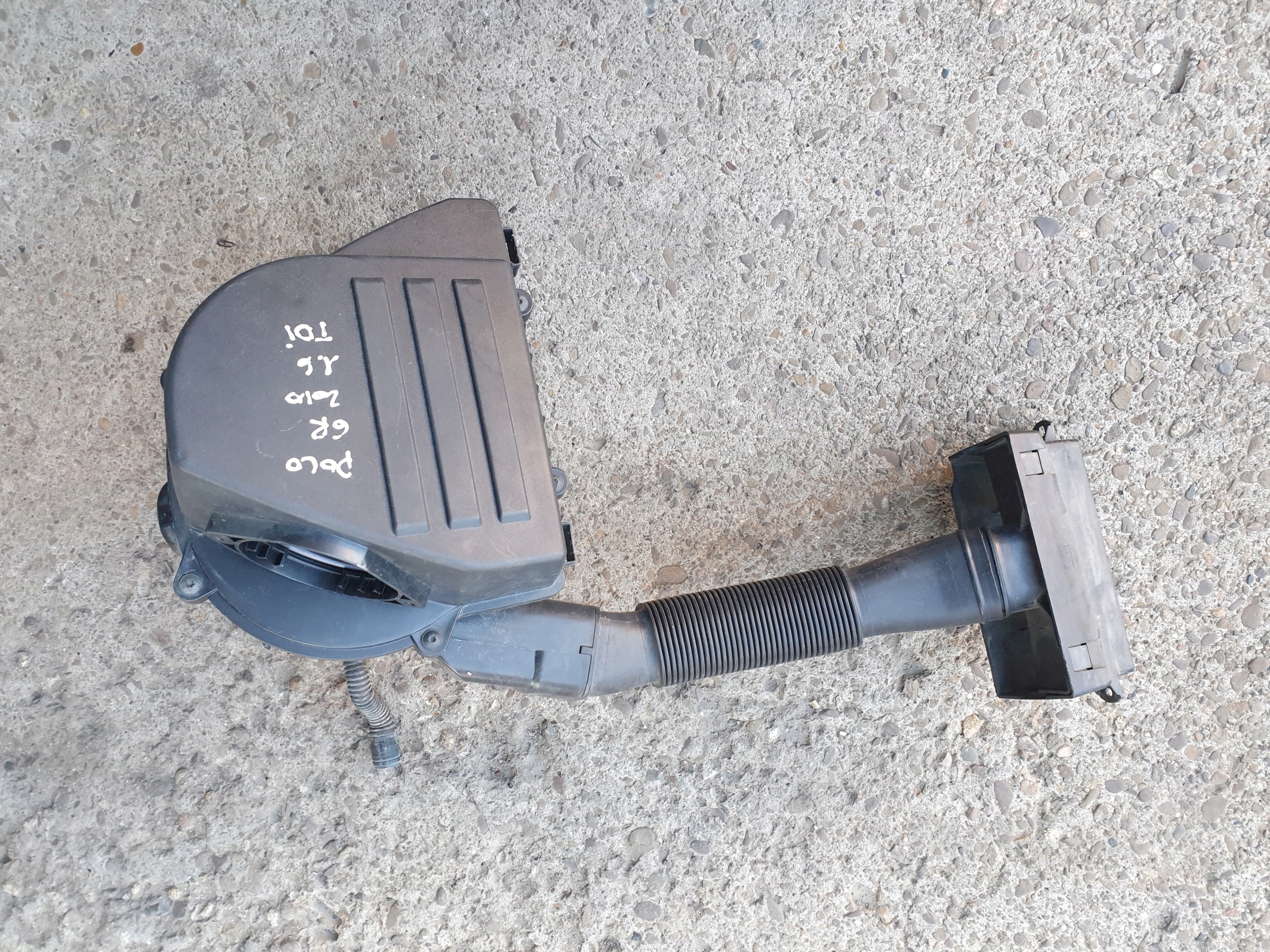 Gehäuse filter luft VW POLO 6R 2009- 1.6 TDI