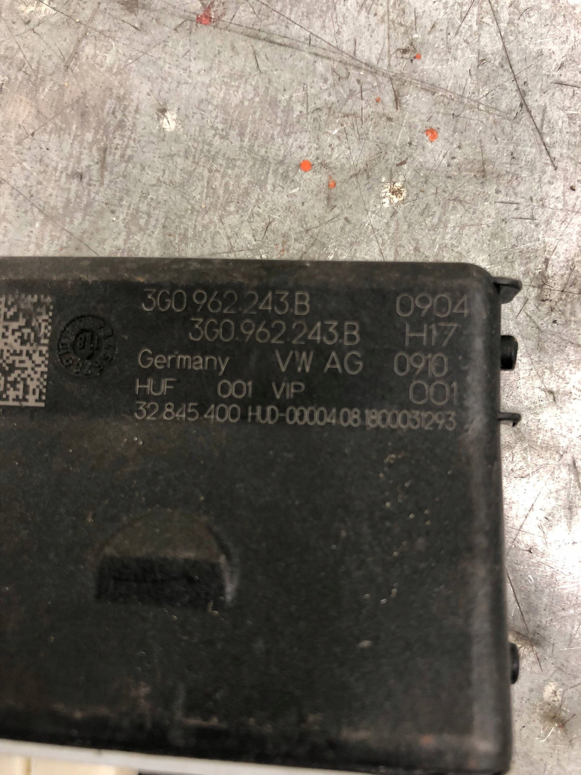 module control unit bonnet boot VW AUDI 3G0962243B