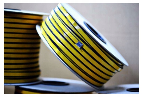 SZYBA SAMOCZYSZCZĄCA + LAKIER HARTOWANA ŻAROODPORNA DO KOMINKA KOMINKOWA Marka Neoceram