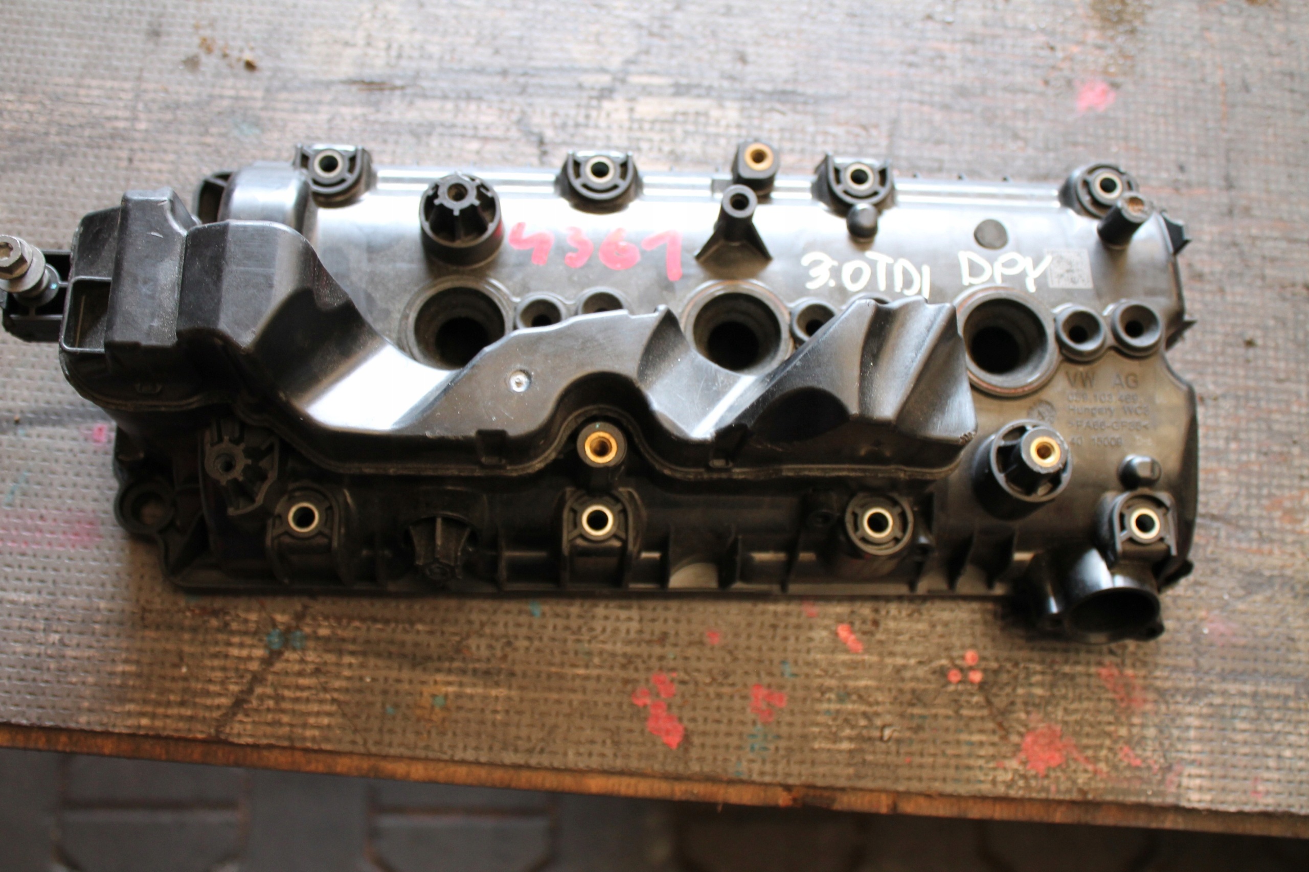 4361. Abdeckung der Ventile AUDI 3,0 TDI 059103469DL