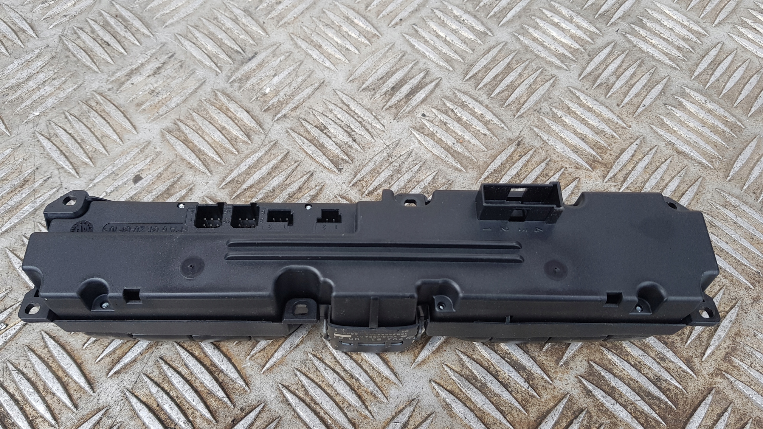 MERCEDES W203 PANEL STEROWNIANIA Commandes