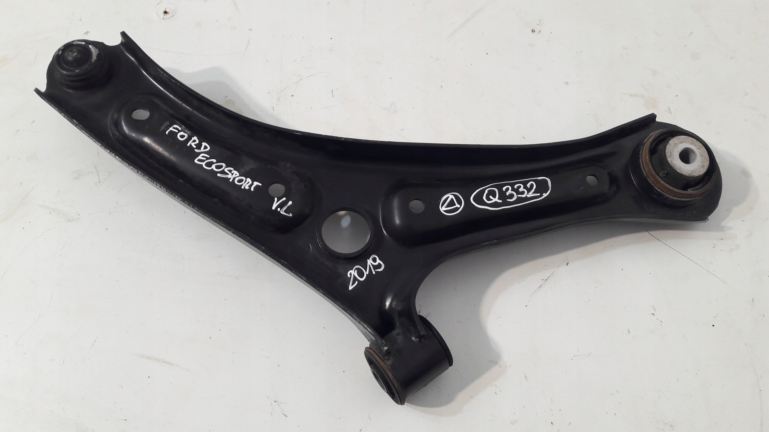 FORD ECOSPORT arm left front GN15-3051-BA