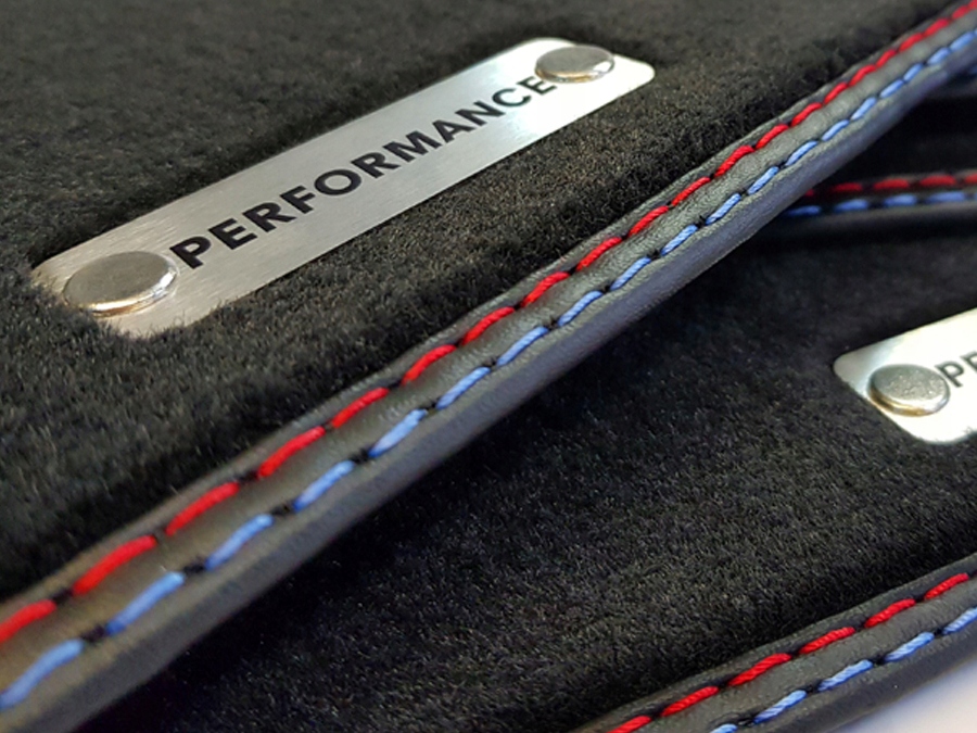 

Bmw Z4 E89 08-19 Dywaniki Welurowe Premium+ Logo