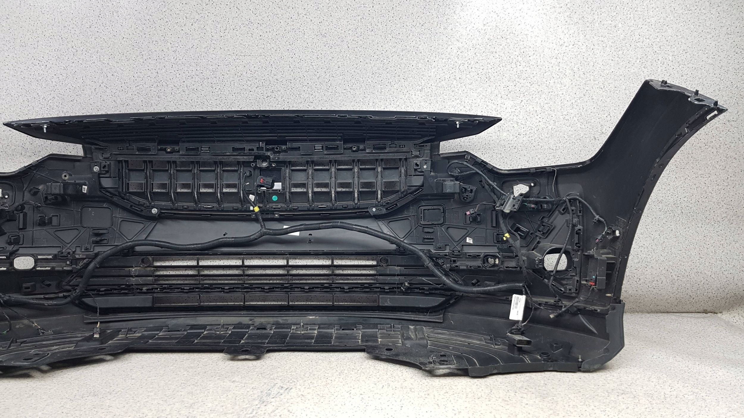 Polestar 2 2020r front bumper 31690327