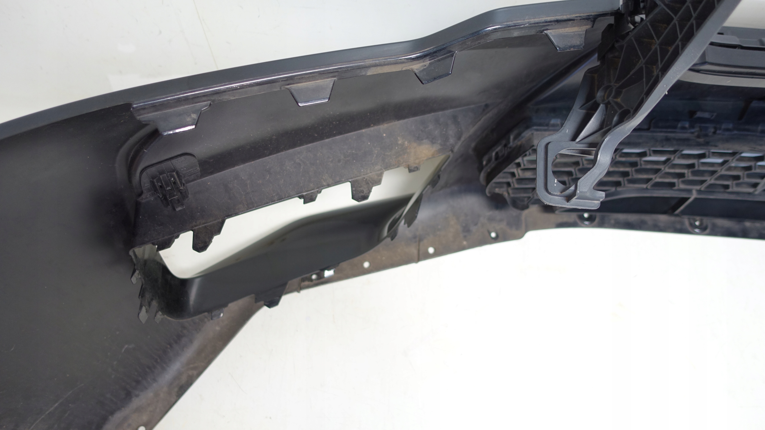BMW 5 M5 F90 2017-2020 8069598 6 PDC RADAR bumper front front