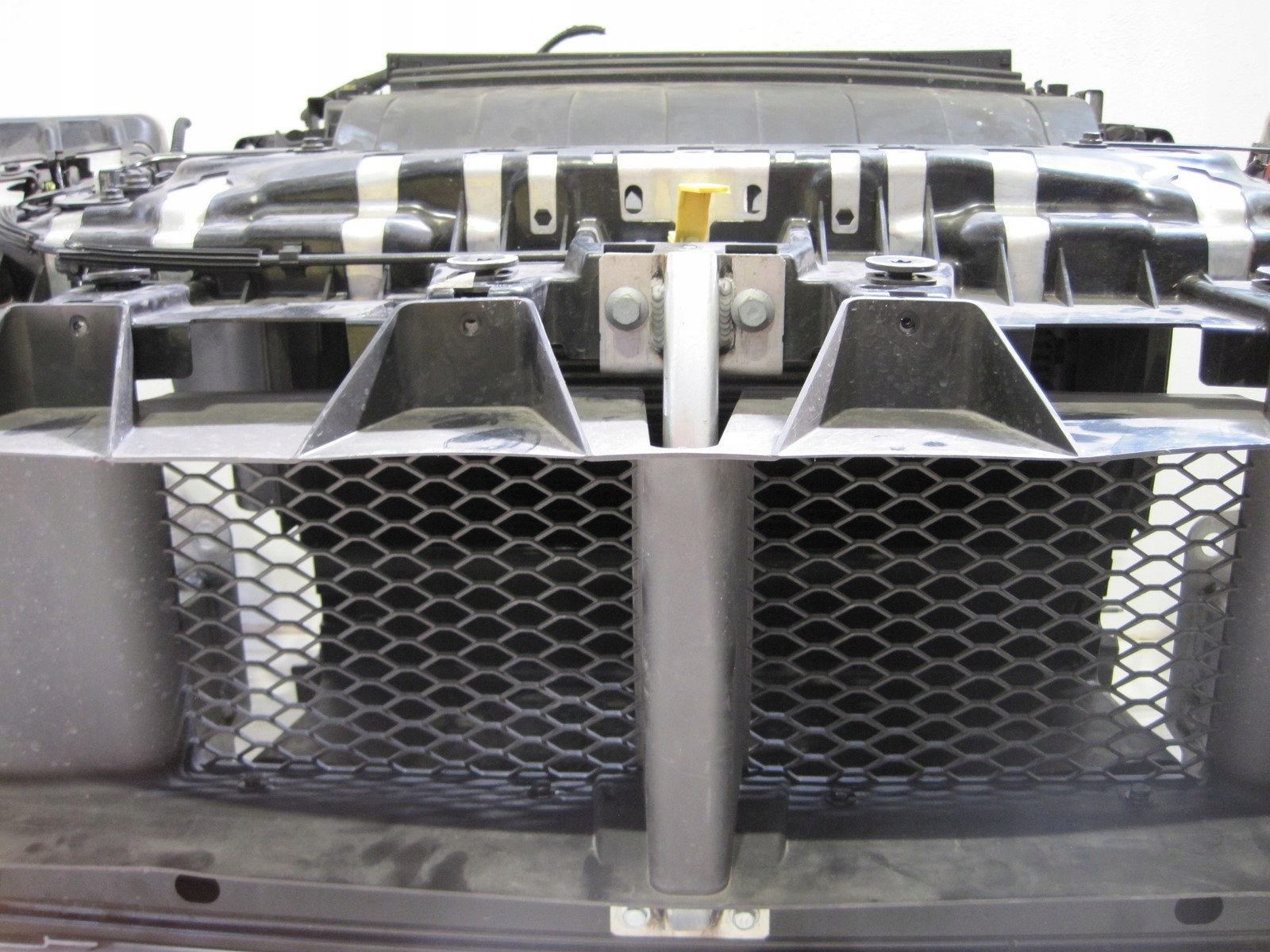 support panel for radiators radiator MASERATI GRECALE 2,0i HYB